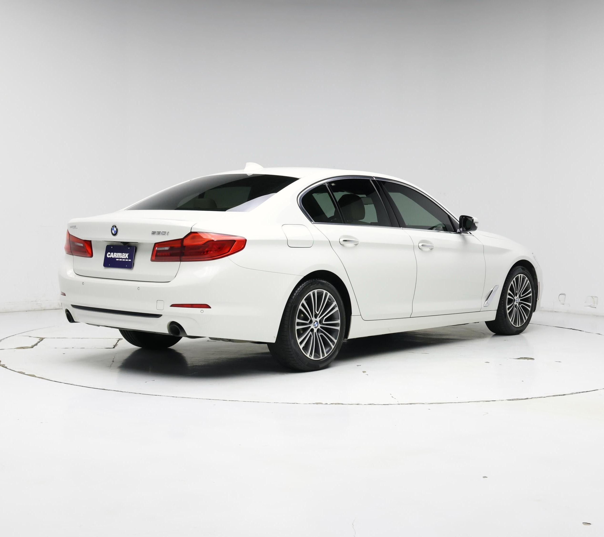 Thumbnail: 2018 BMW 5 Series - 8