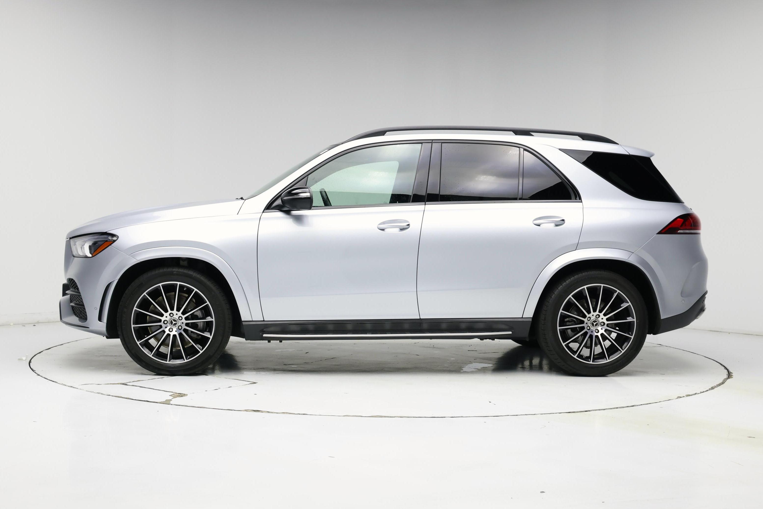 Thumbnail: 2022 Mercedes-Benz GLE - 3