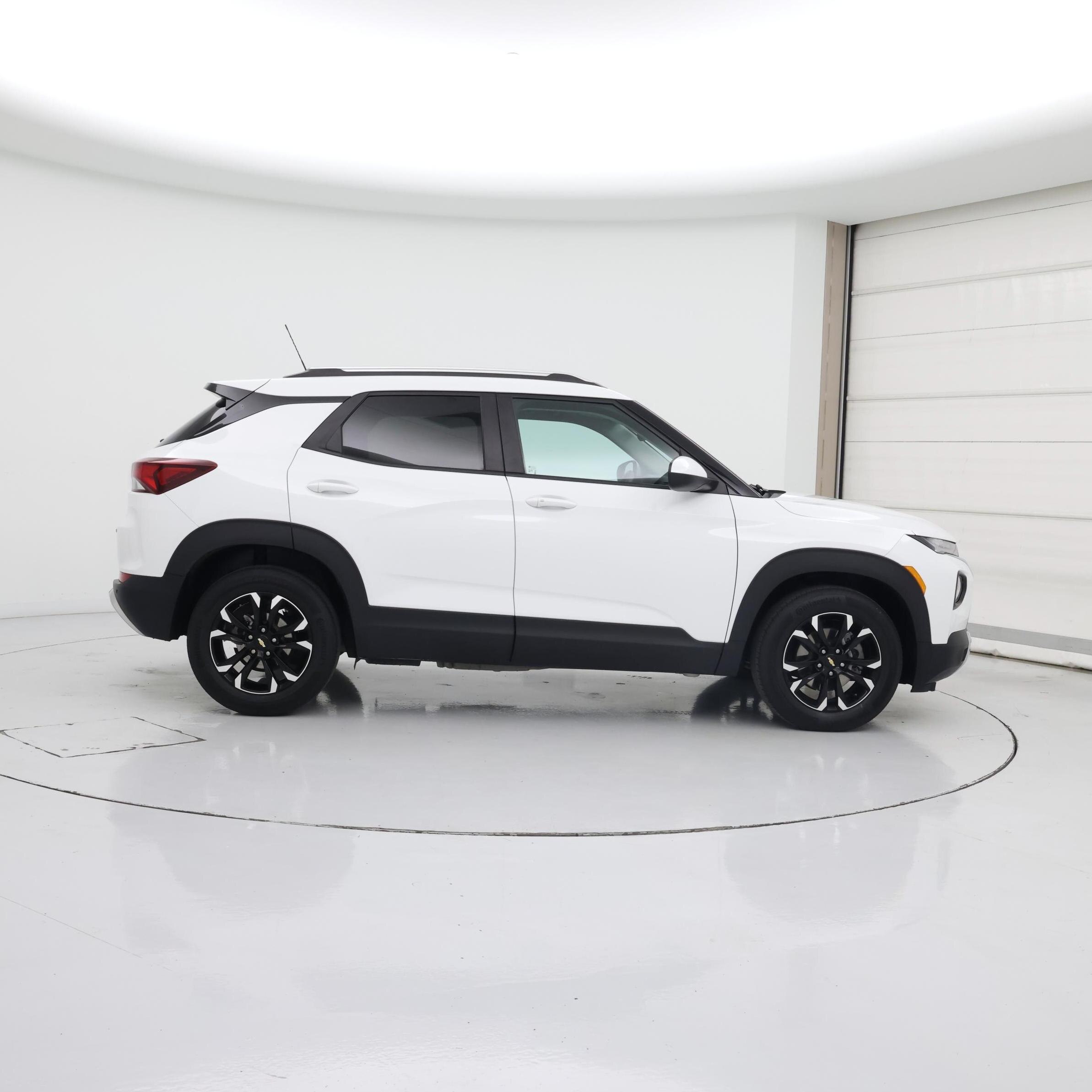 Thumbnail: 2023 Chevrolet TrailBlazer - 7