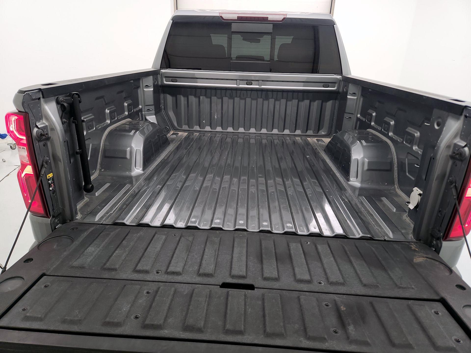 Thumbnail: 2021 Chevrolet Silverado 1500 - 20