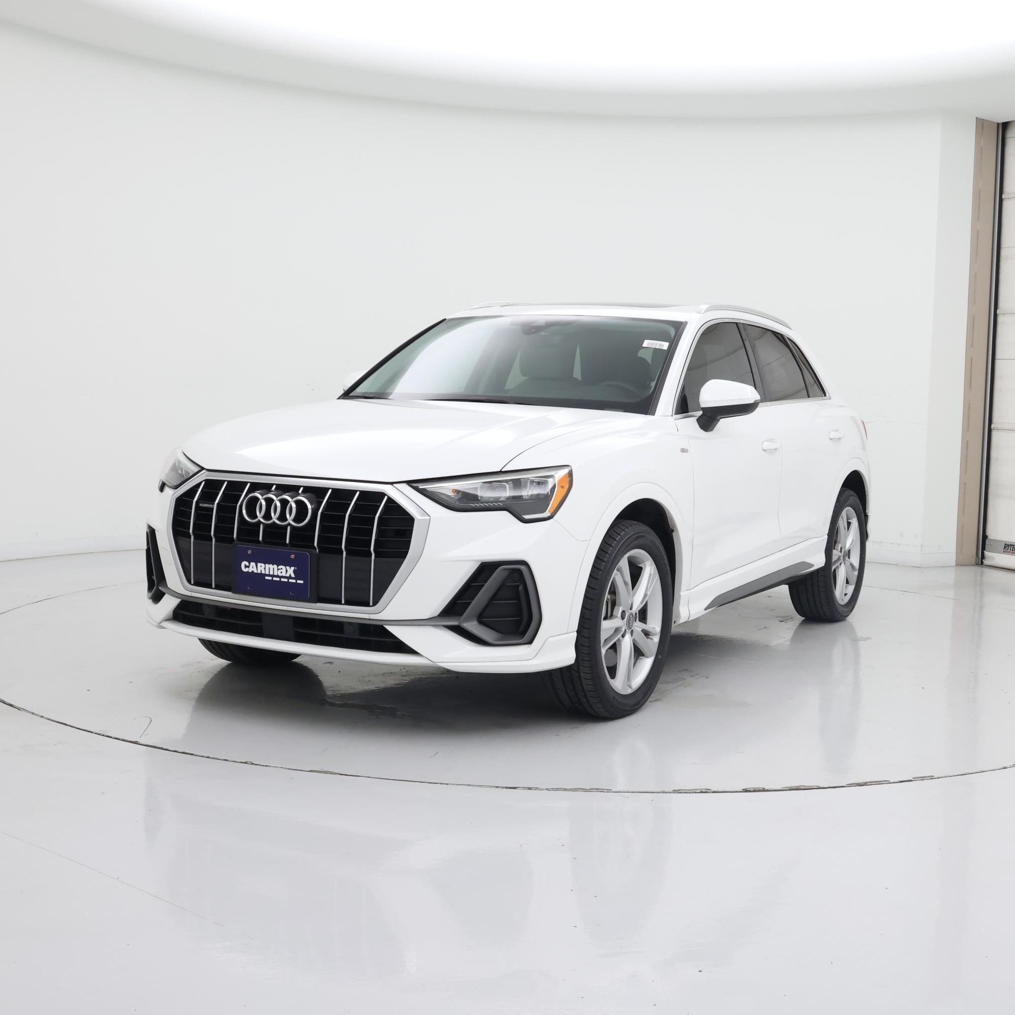 Thumbnail: 2020 Audi Q3 - 4