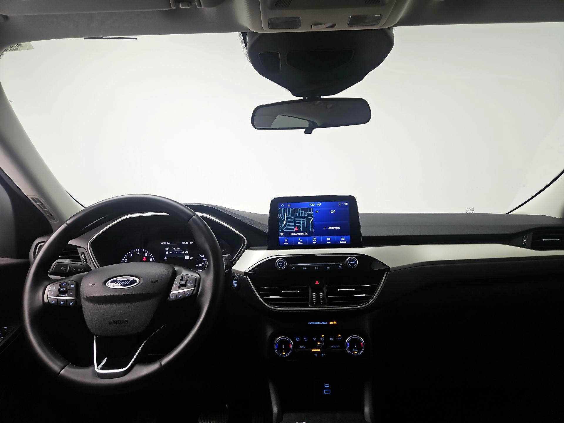 Thumbnail: 2022 Ford Escape - 9