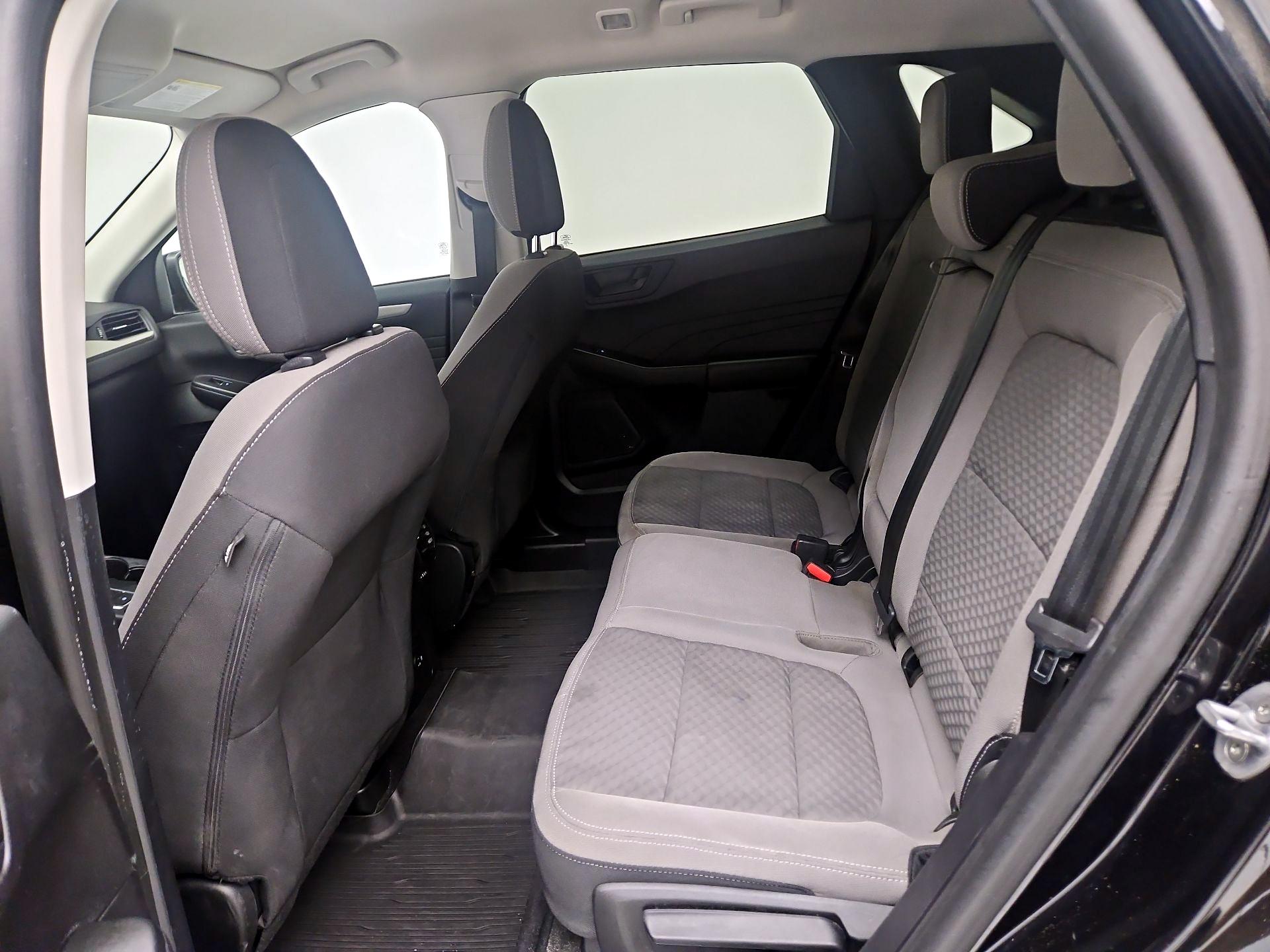 Thumbnail: 2022 Ford Escape - 20