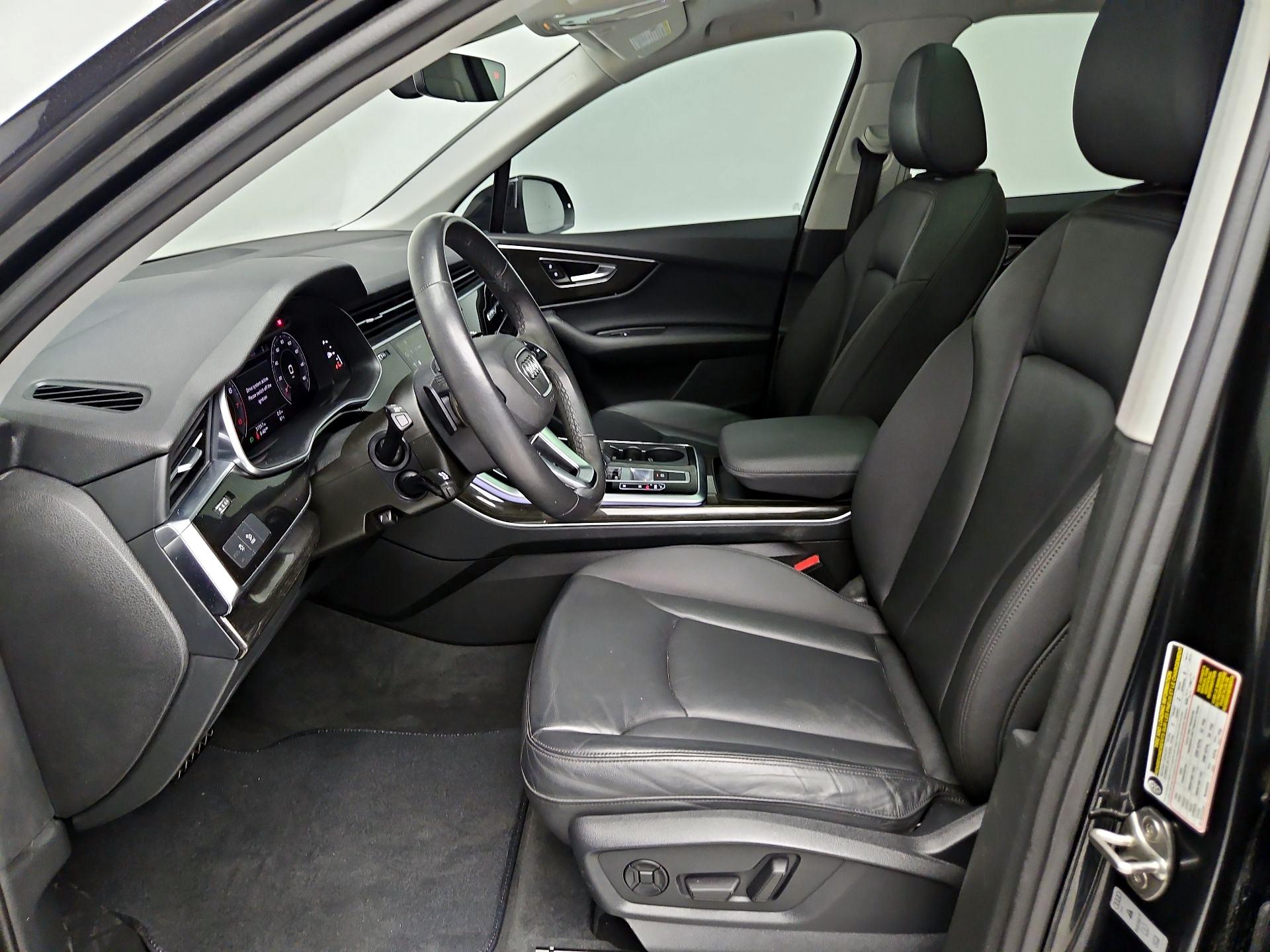 Thumbnail: 2022 Audi Q7 - 11