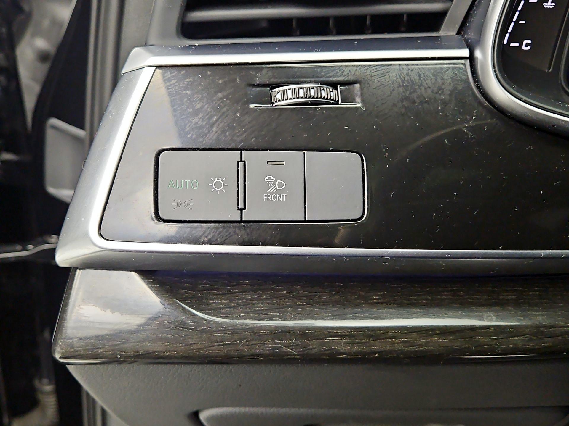 Thumbnail: 2022 Audi Q7 - 13