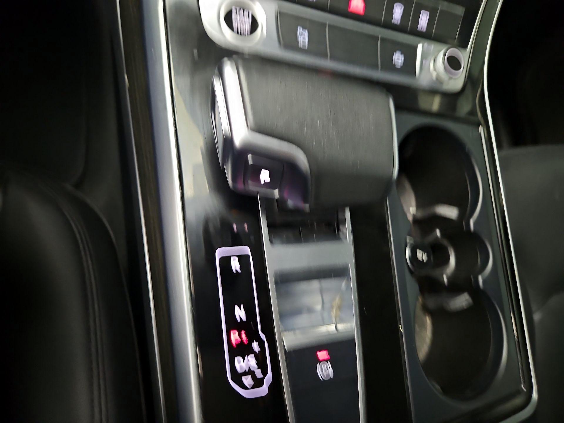 Thumbnail: 2022 Audi Q7 - 18