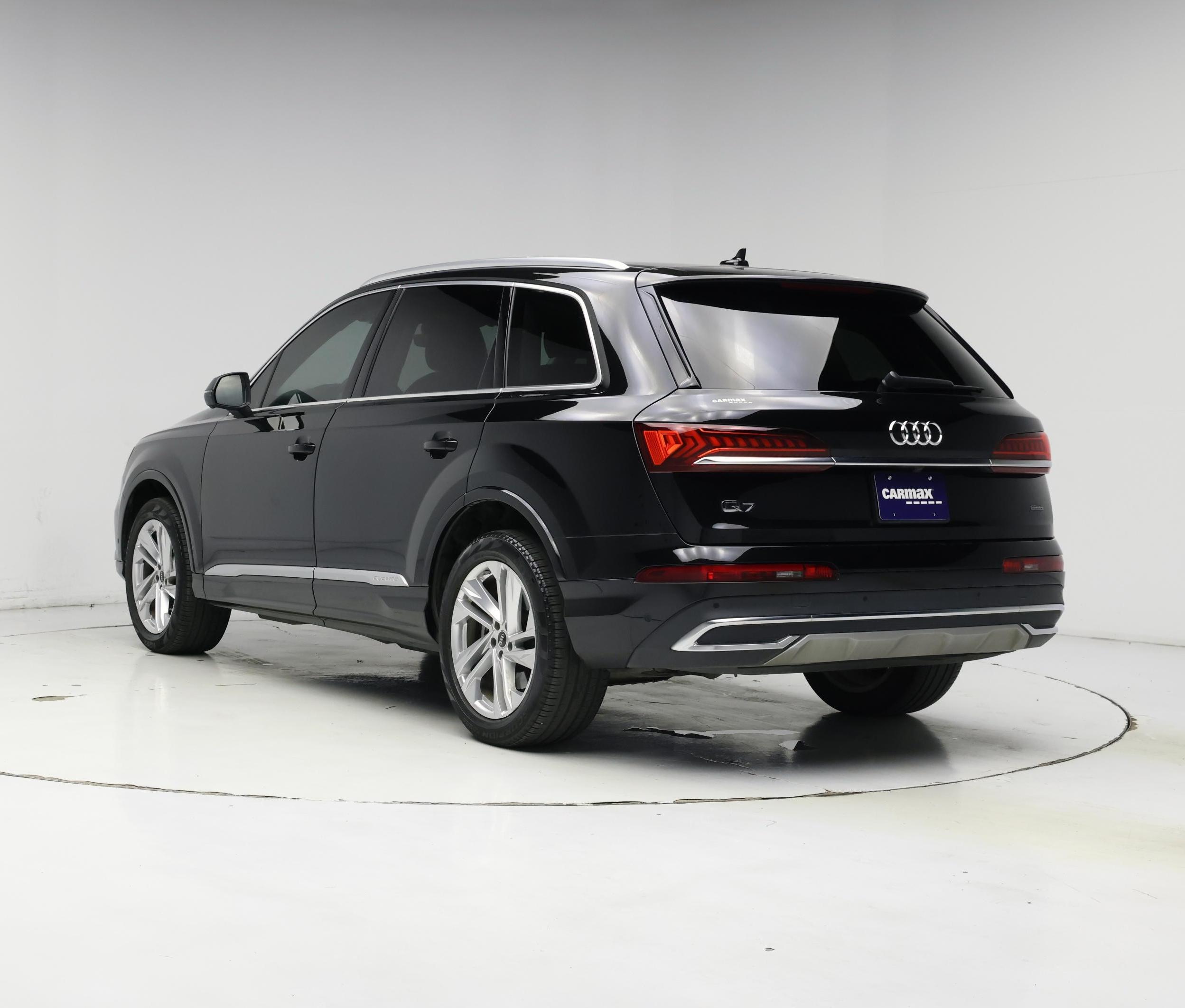 Thumbnail: 2022 Audi Q7 - 2