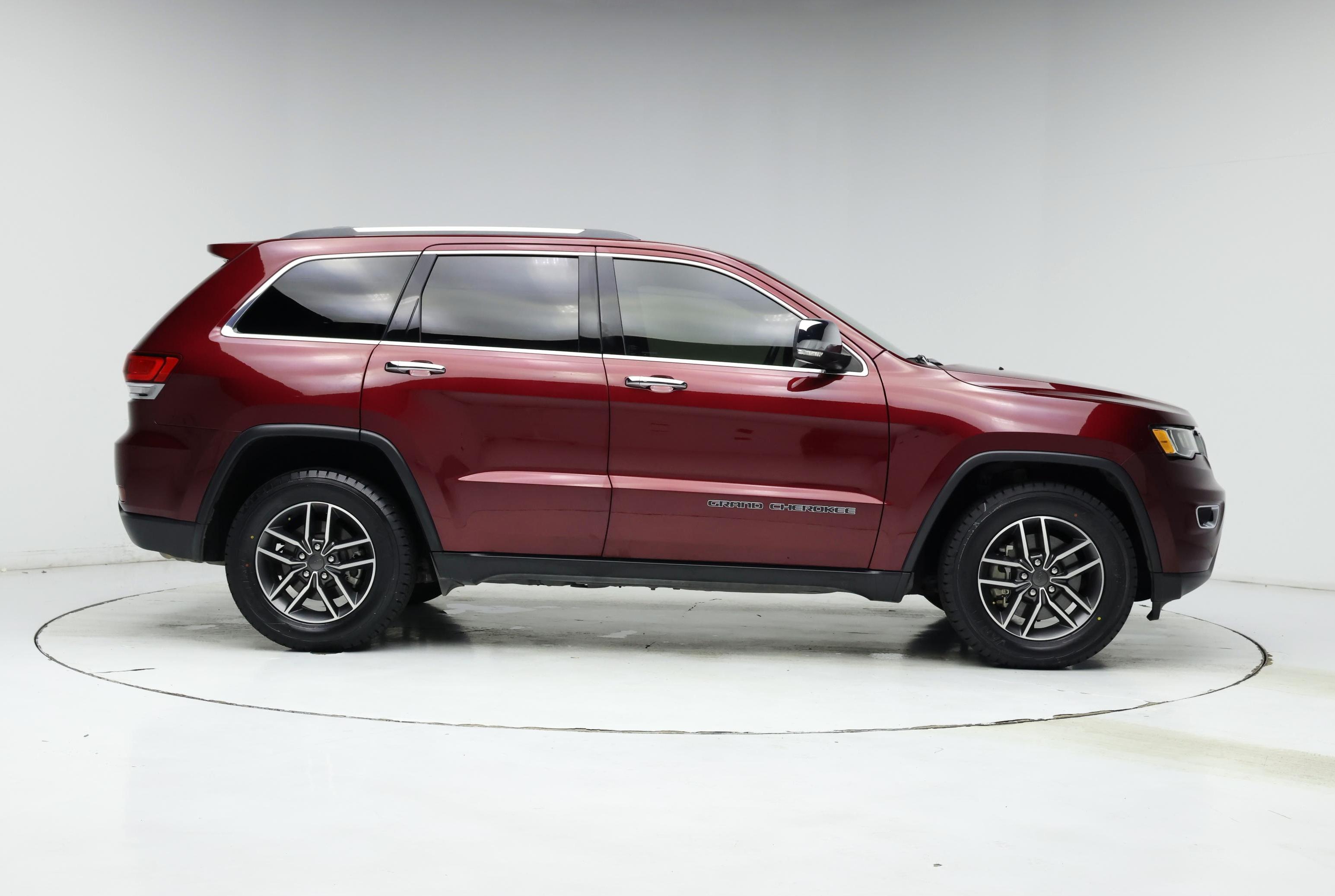Thumbnail: 2021 Jeep Grand Cherokee - 7