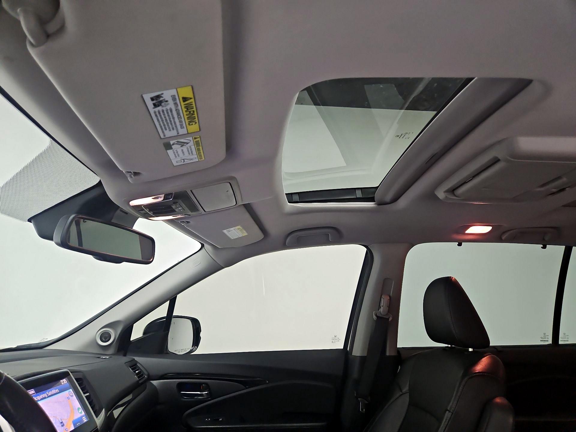 Thumbnail: 2016 Honda Pilot - 20