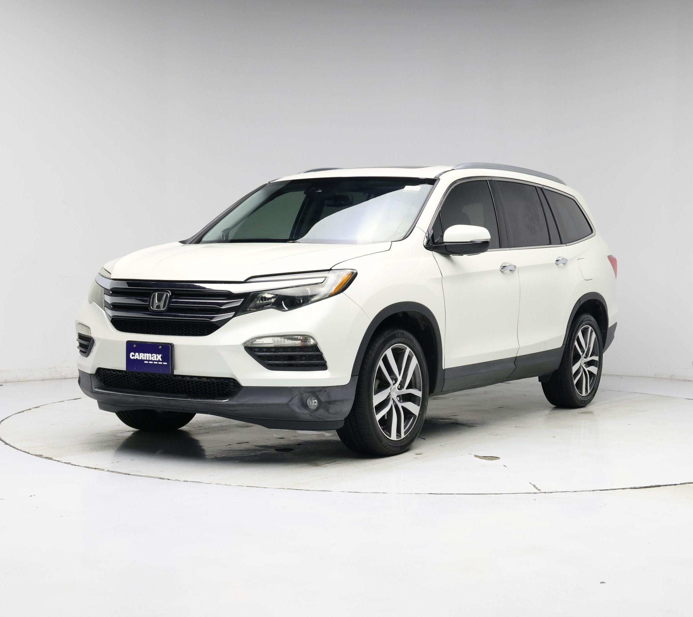 Thumbnail: 2016 Honda Pilot - 4