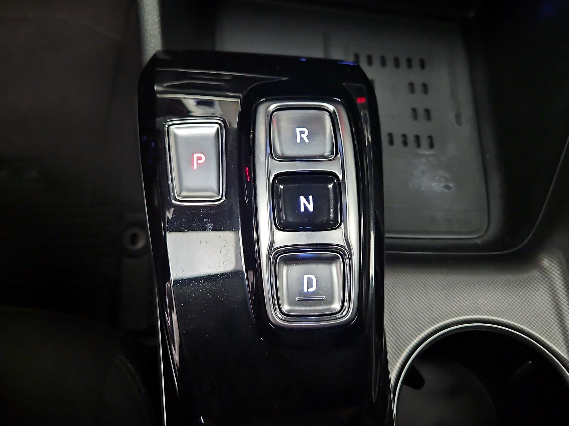 Thumbnail: 2023 Hyundai Sonata - 18