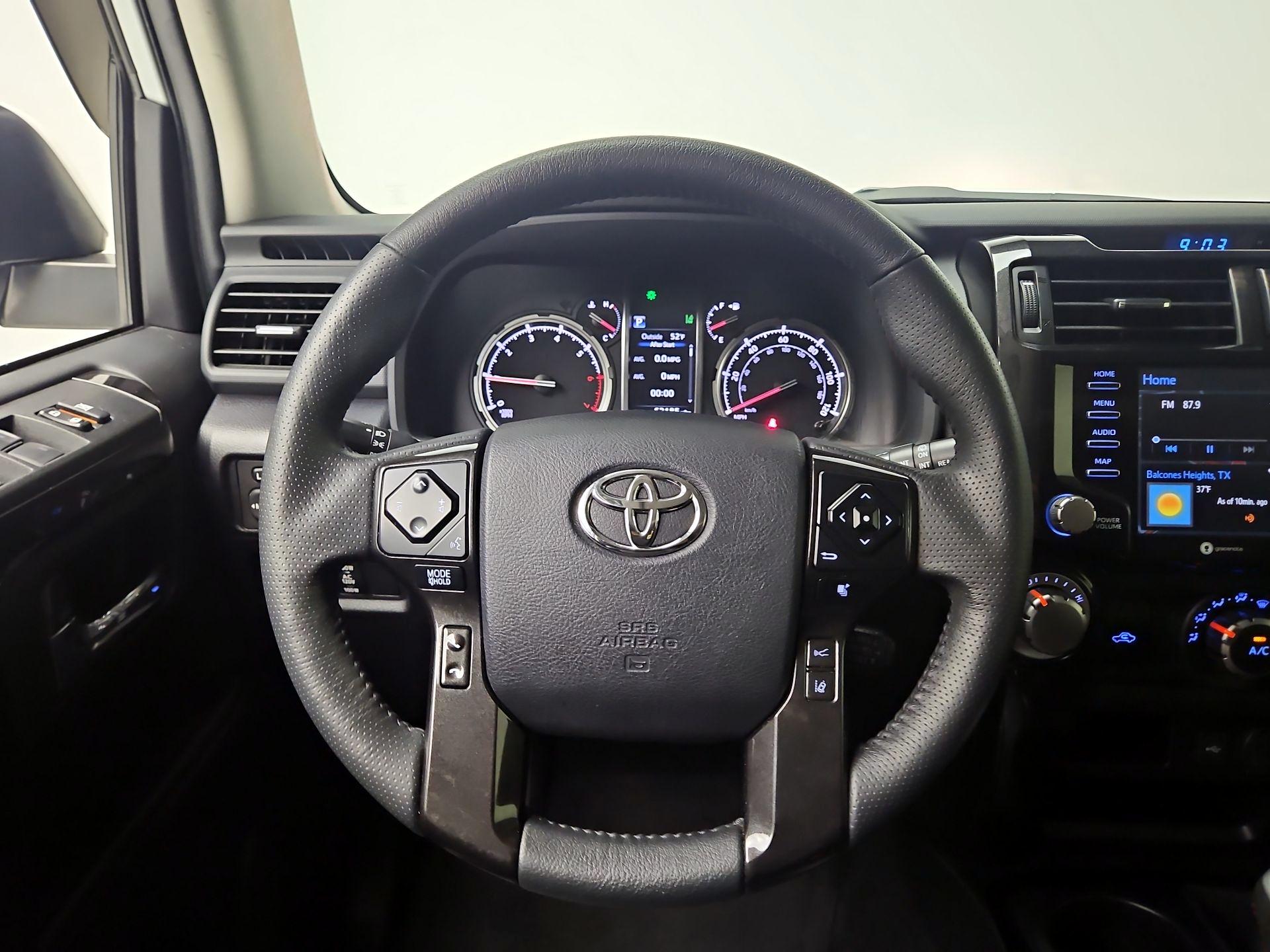 Thumbnail: 2020 Toyota 4Runner - 10