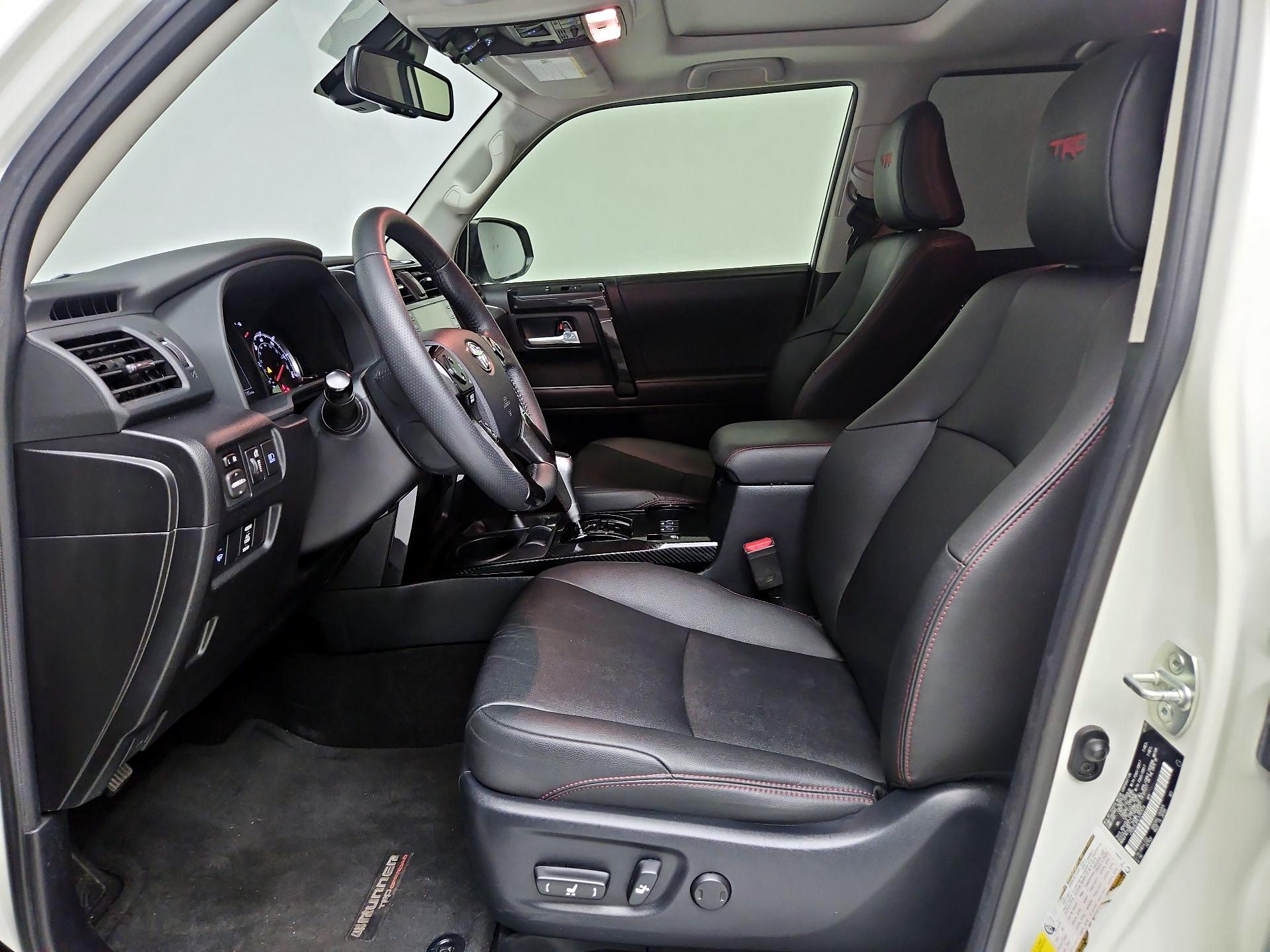 Thumbnail: 2020 Toyota 4Runner - 11