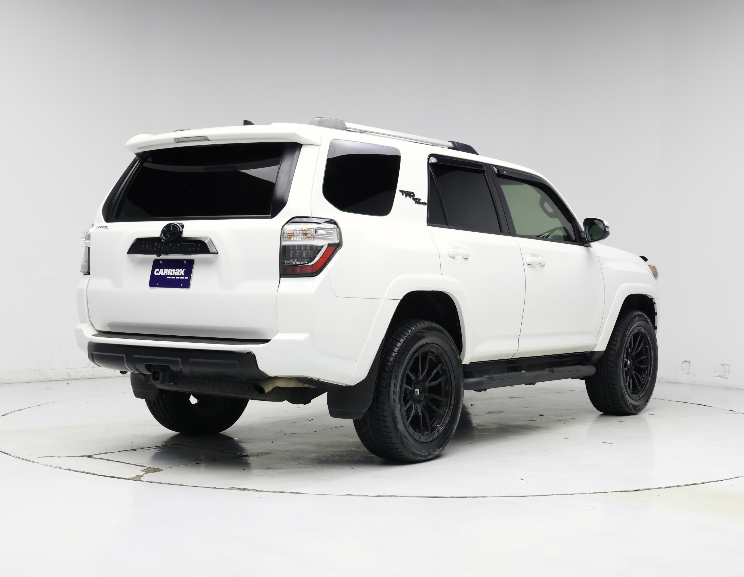 Thumbnail: 2020 Toyota 4Runner - 8
