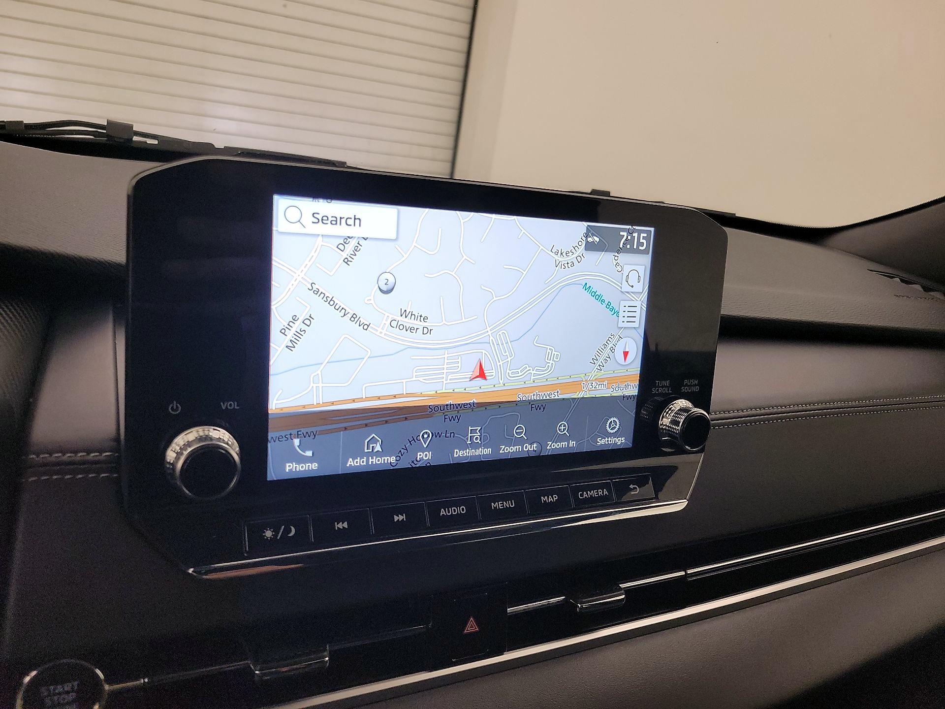 Thumbnail: 2023 Mitsubishi Outlander - 14