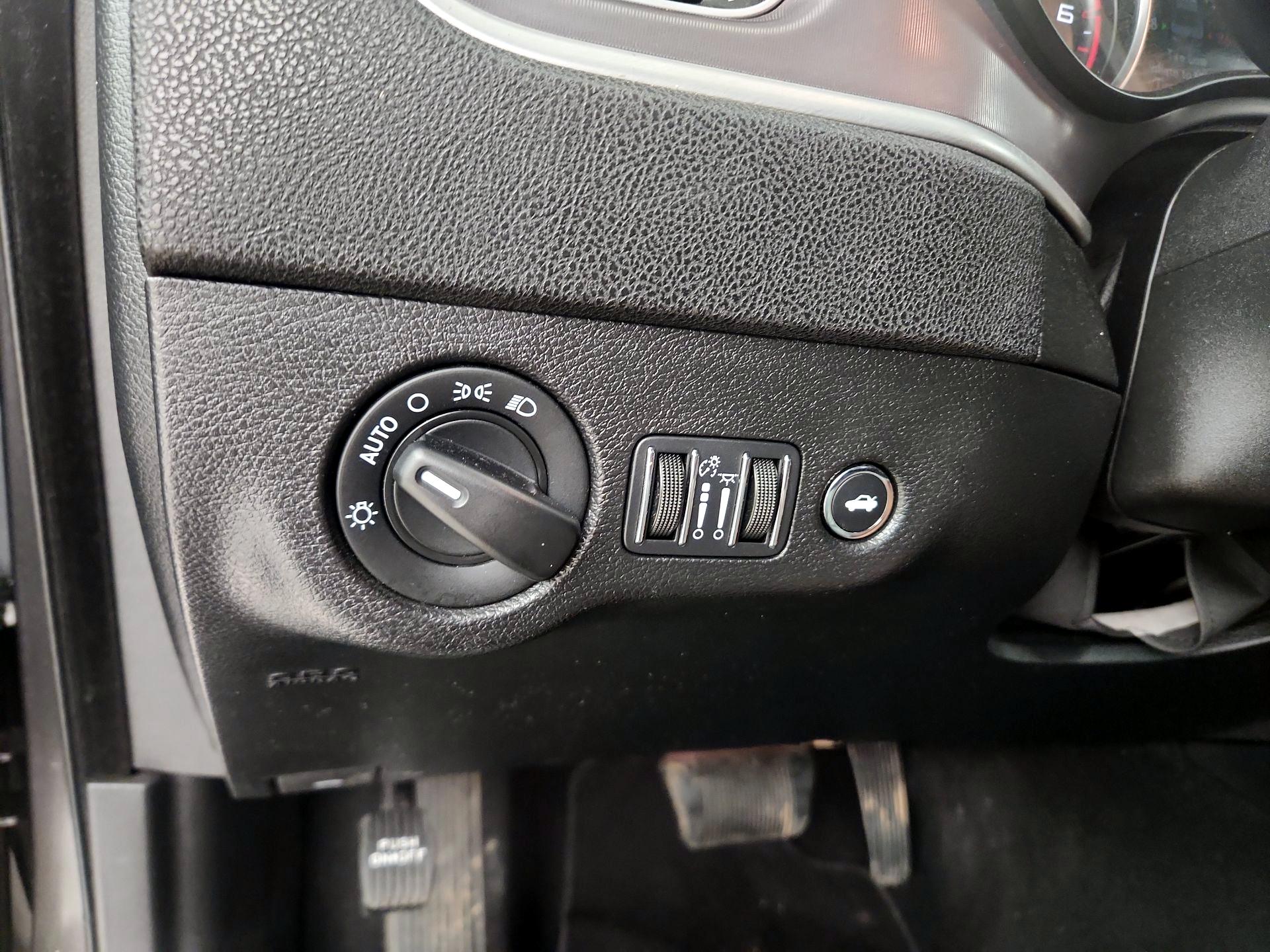 Thumbnail: 2022 Dodge Charger - 13