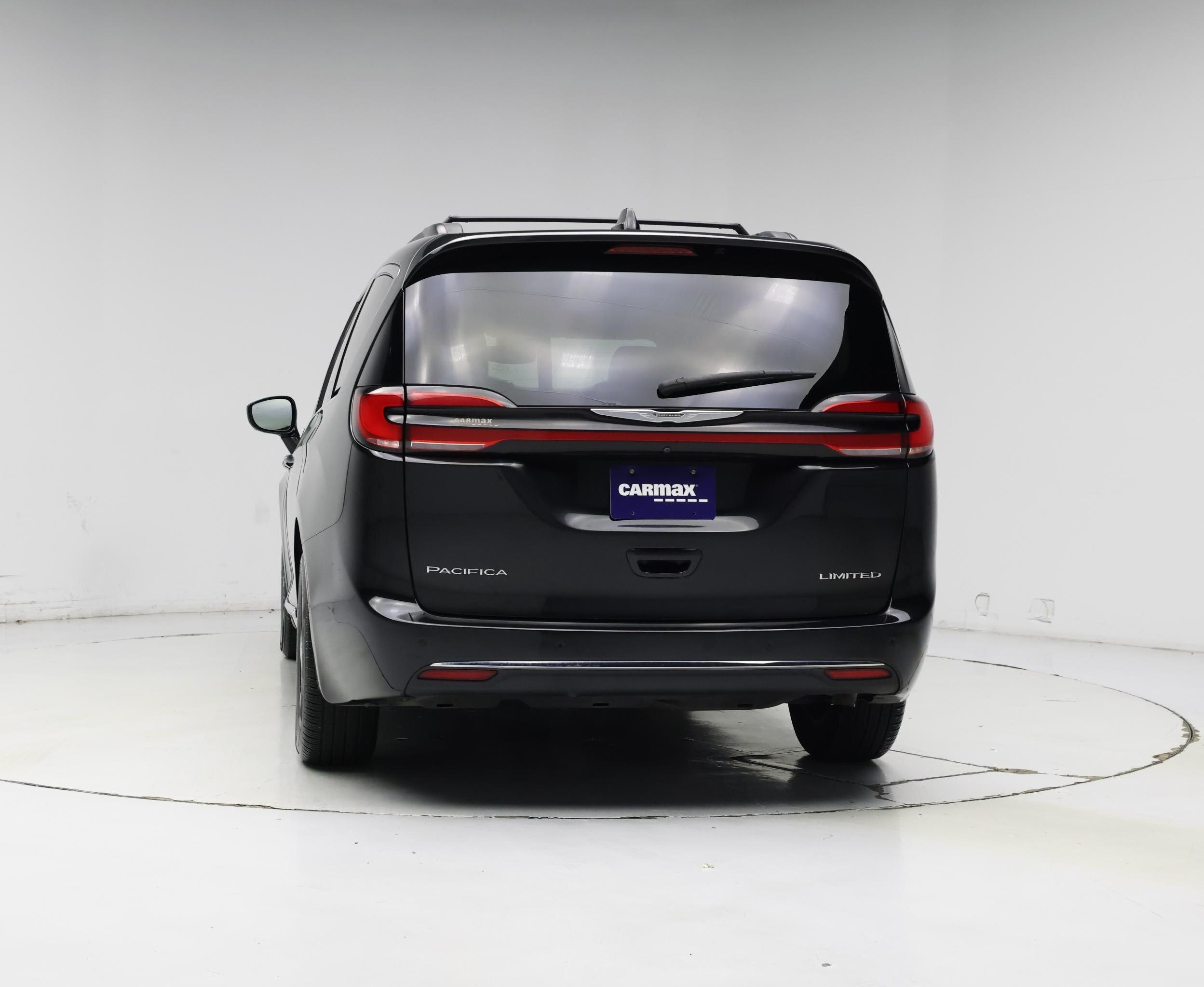 Thumbnail: 2022 Chrysler Pacifica - 6