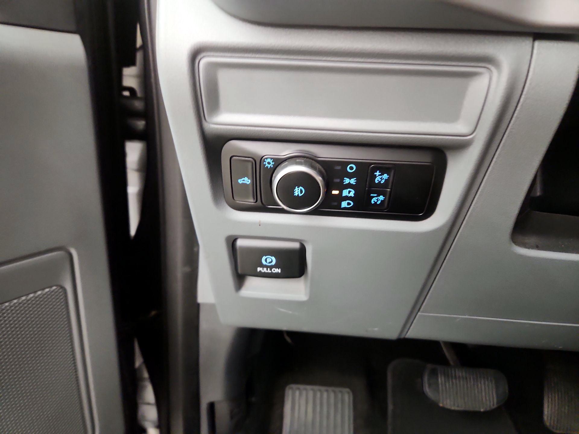 Thumbnail: 2023 Ford F-150 - 13