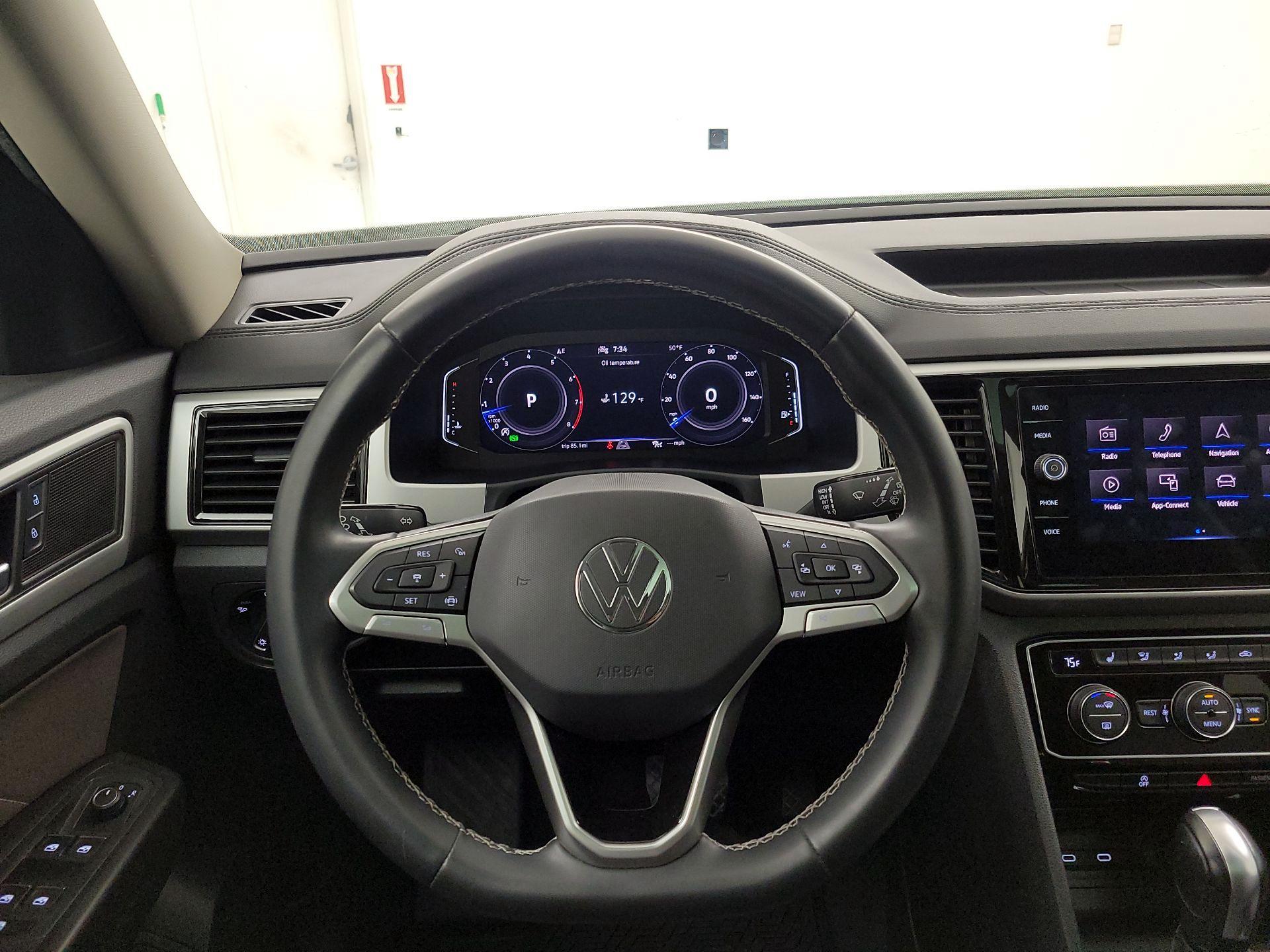 Thumbnail: 2022 Volkswagen Atlas - 10