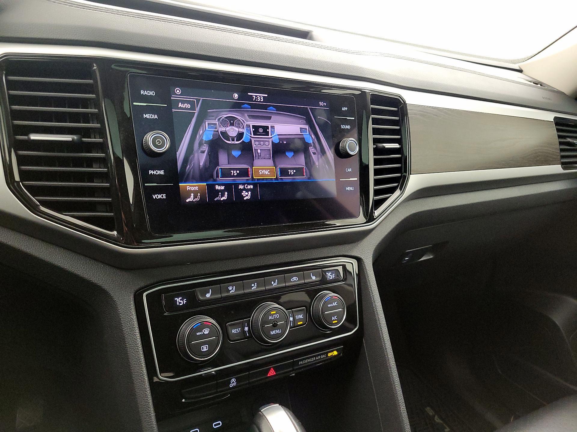 Thumbnail: 2022 Volkswagen Atlas - 16