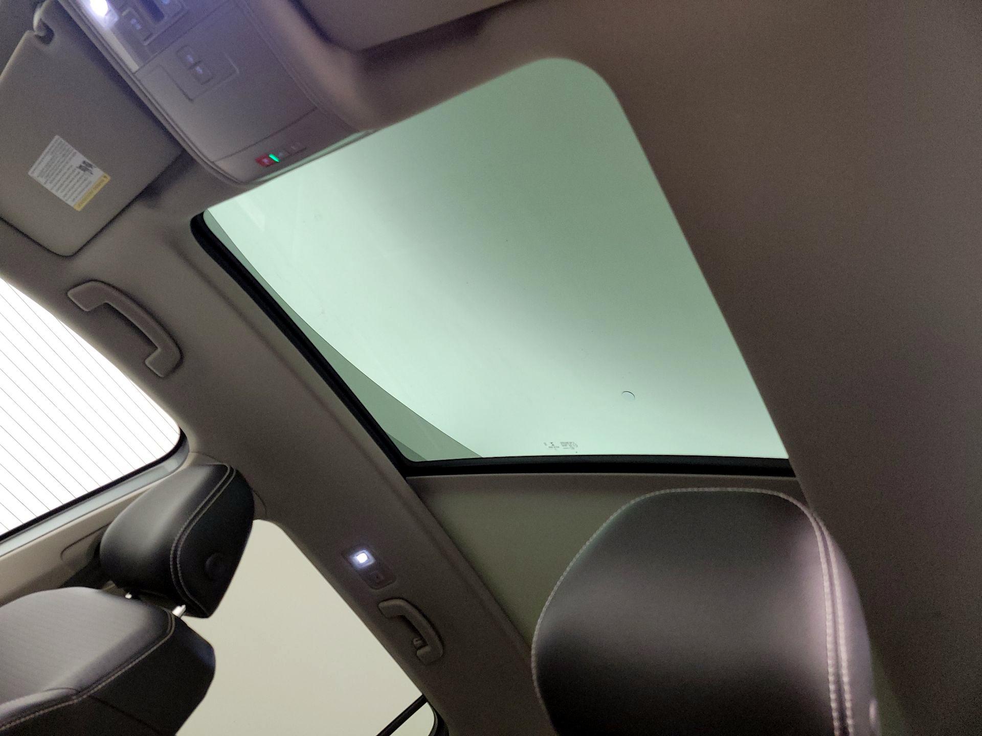 Thumbnail: 2022 Volkswagen Atlas - 19