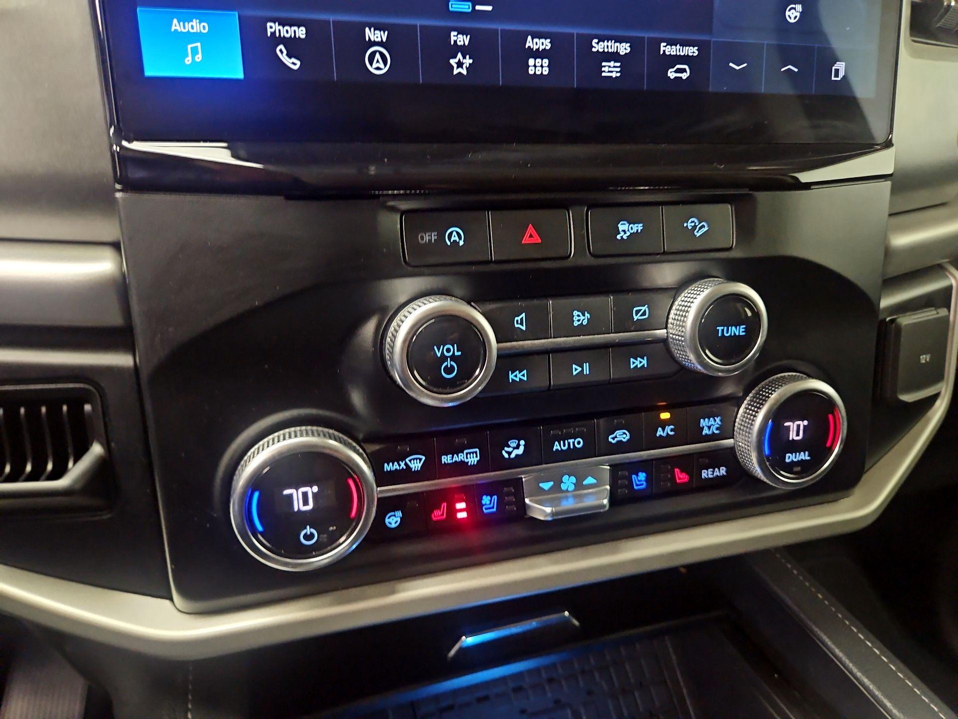 Thumbnail: 2024 Ford Expedition MAX - 17