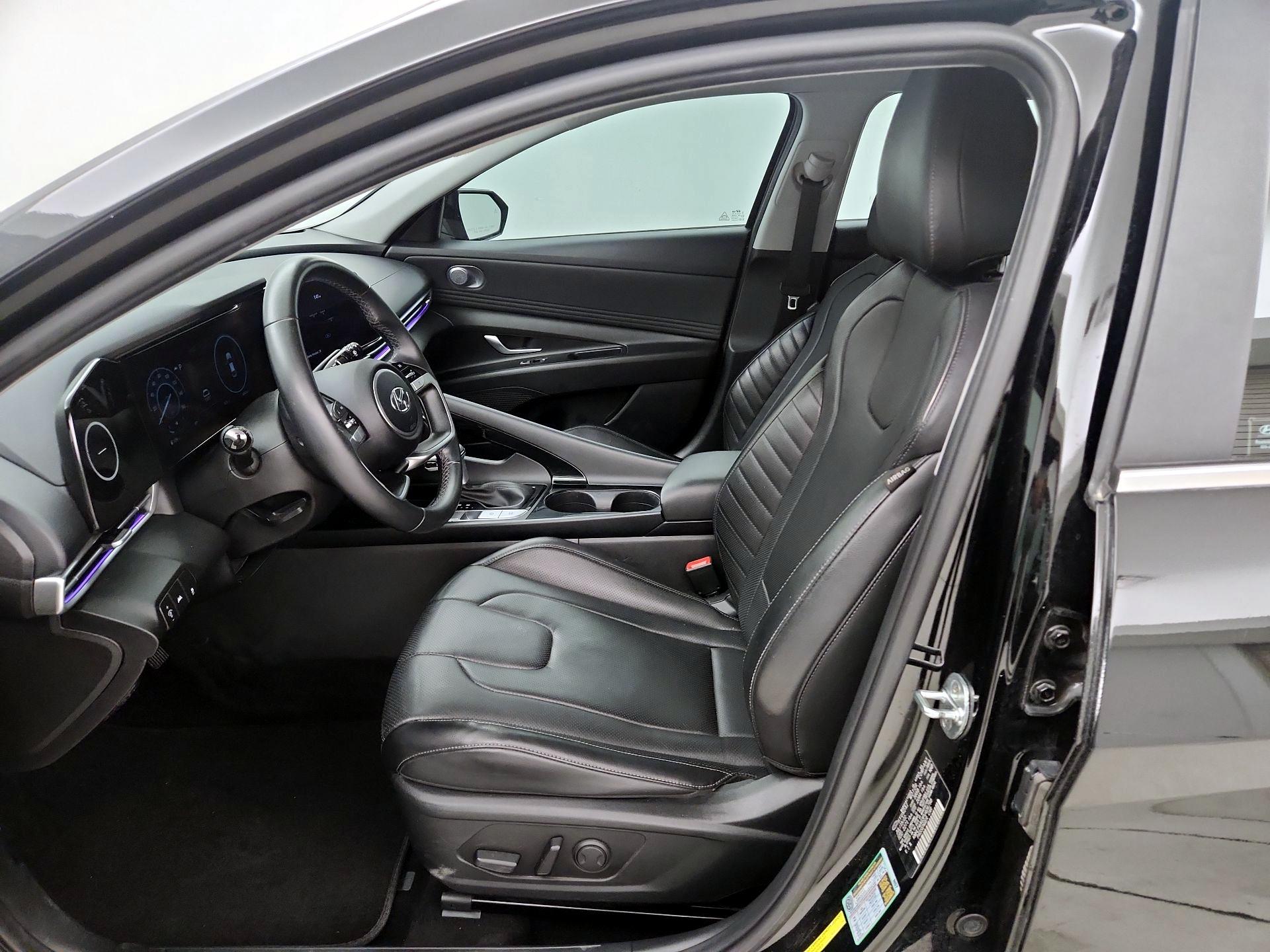 Thumbnail: 2023 Hyundai Elantra - 11