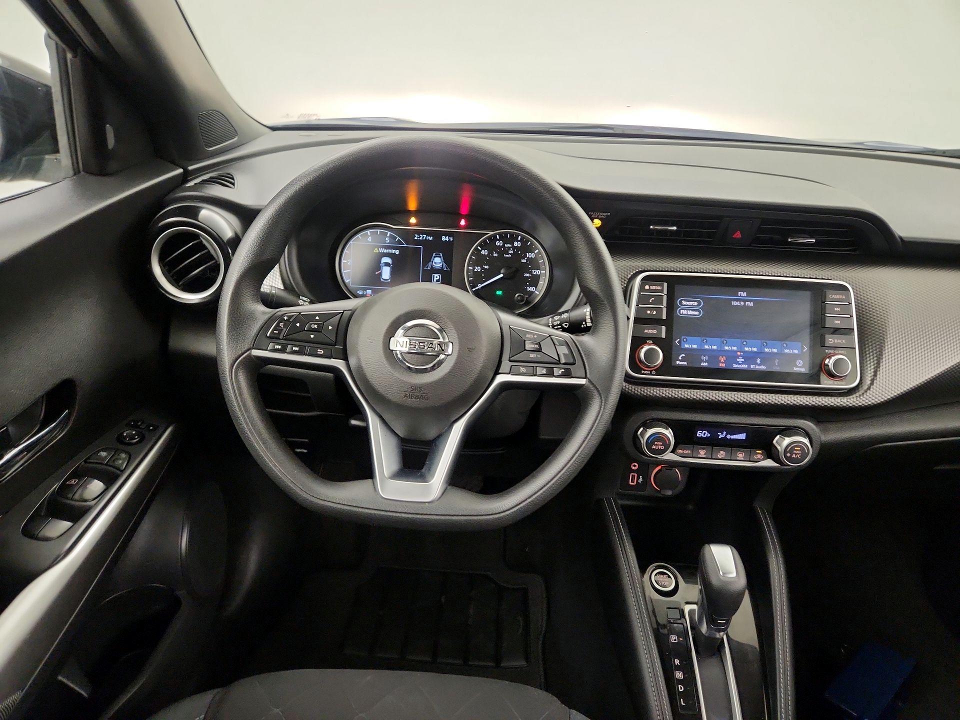 Thumbnail: 2020 Nissan Kicks - 10