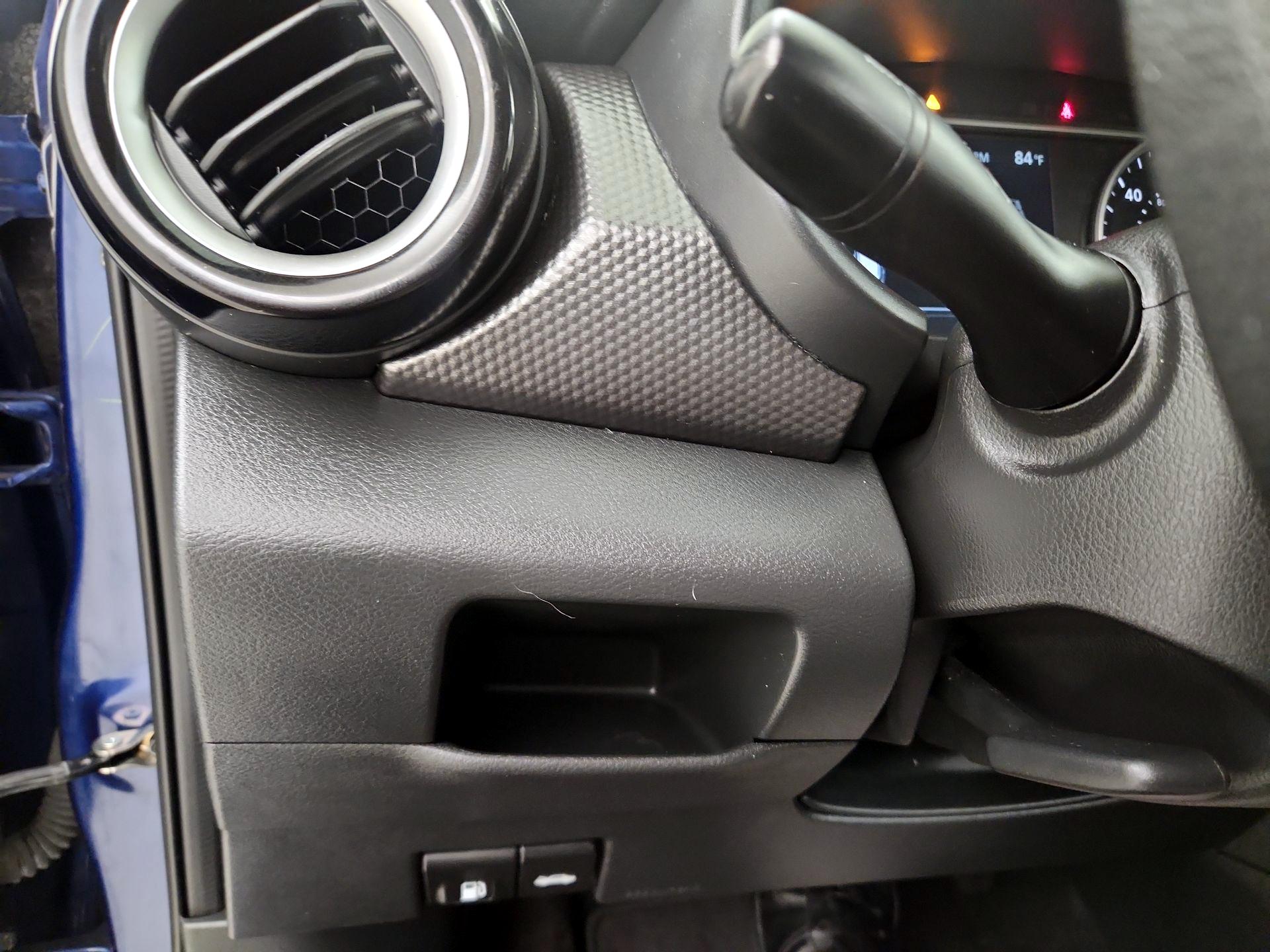 Thumbnail: 2020 Nissan Kicks - 13