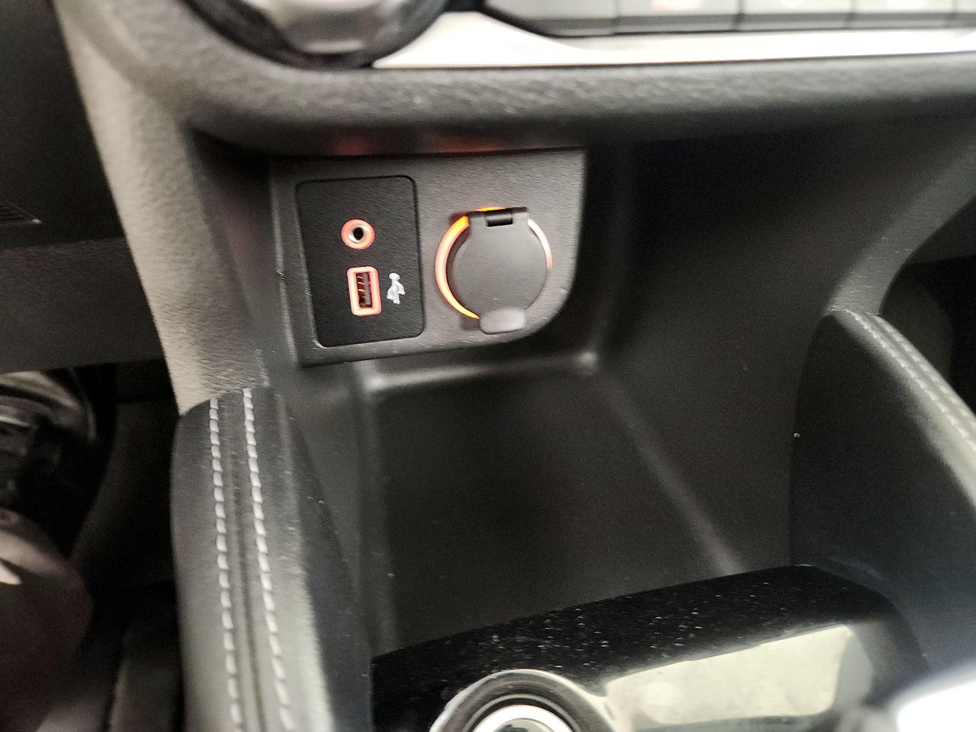 Thumbnail: 2020 Nissan Kicks - 18