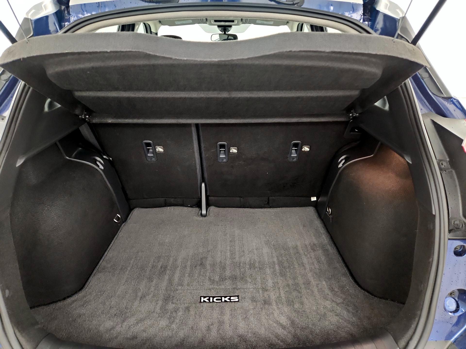 Thumbnail: 2020 Nissan Kicks - 20