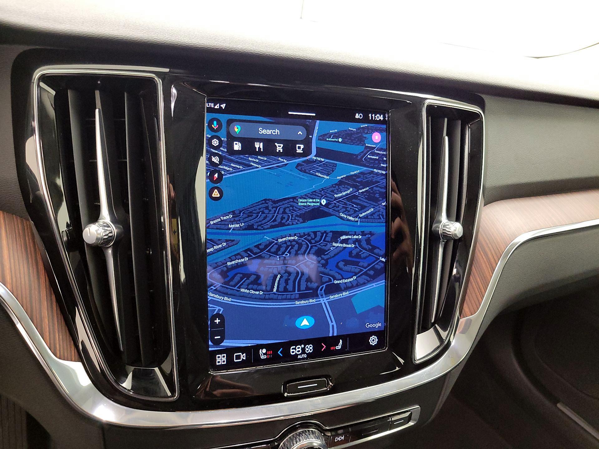 Thumbnail: 2024 Volvo S60 - 14