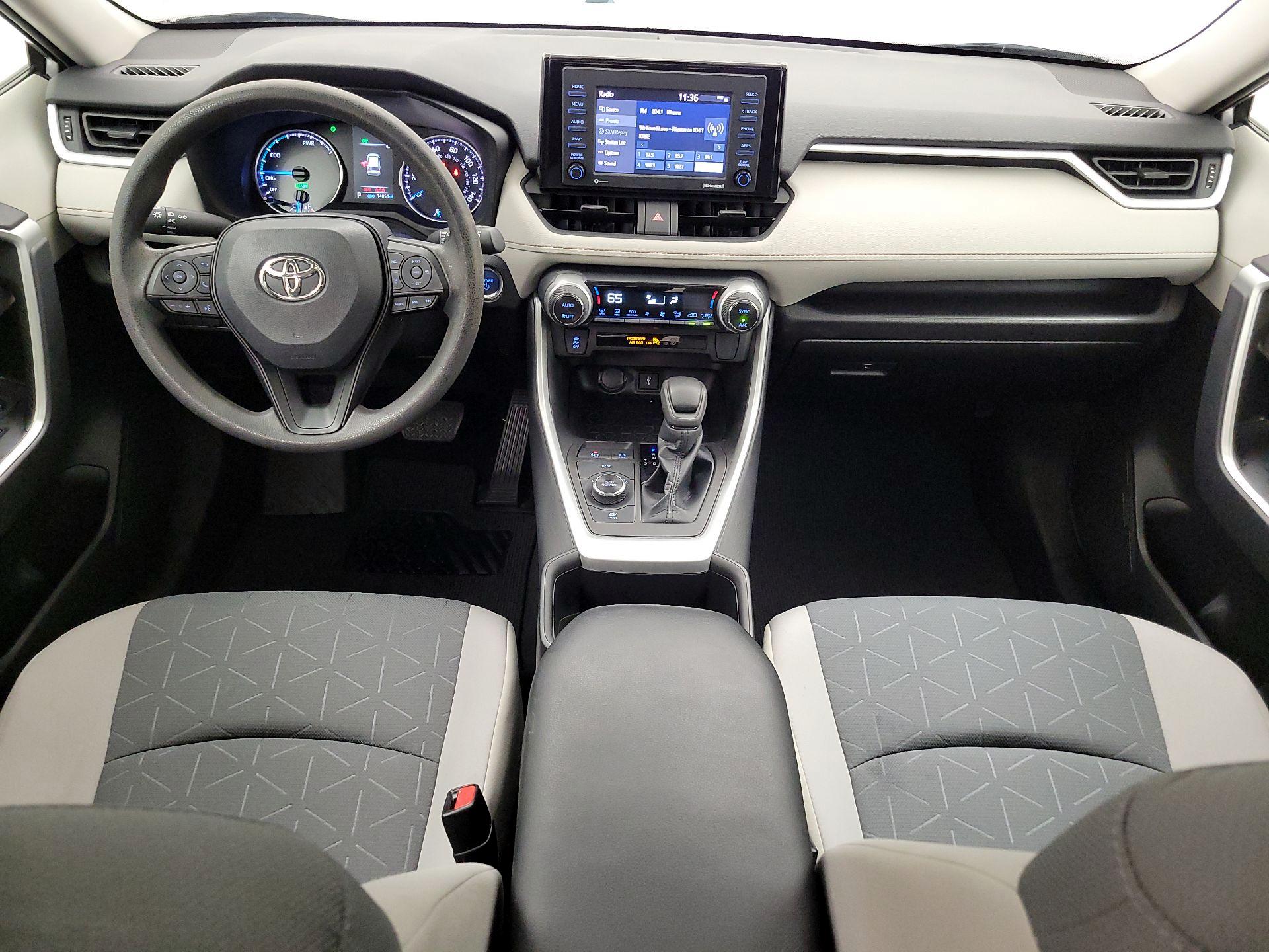 Thumbnail: 2022 Toyota RAV4 - 9