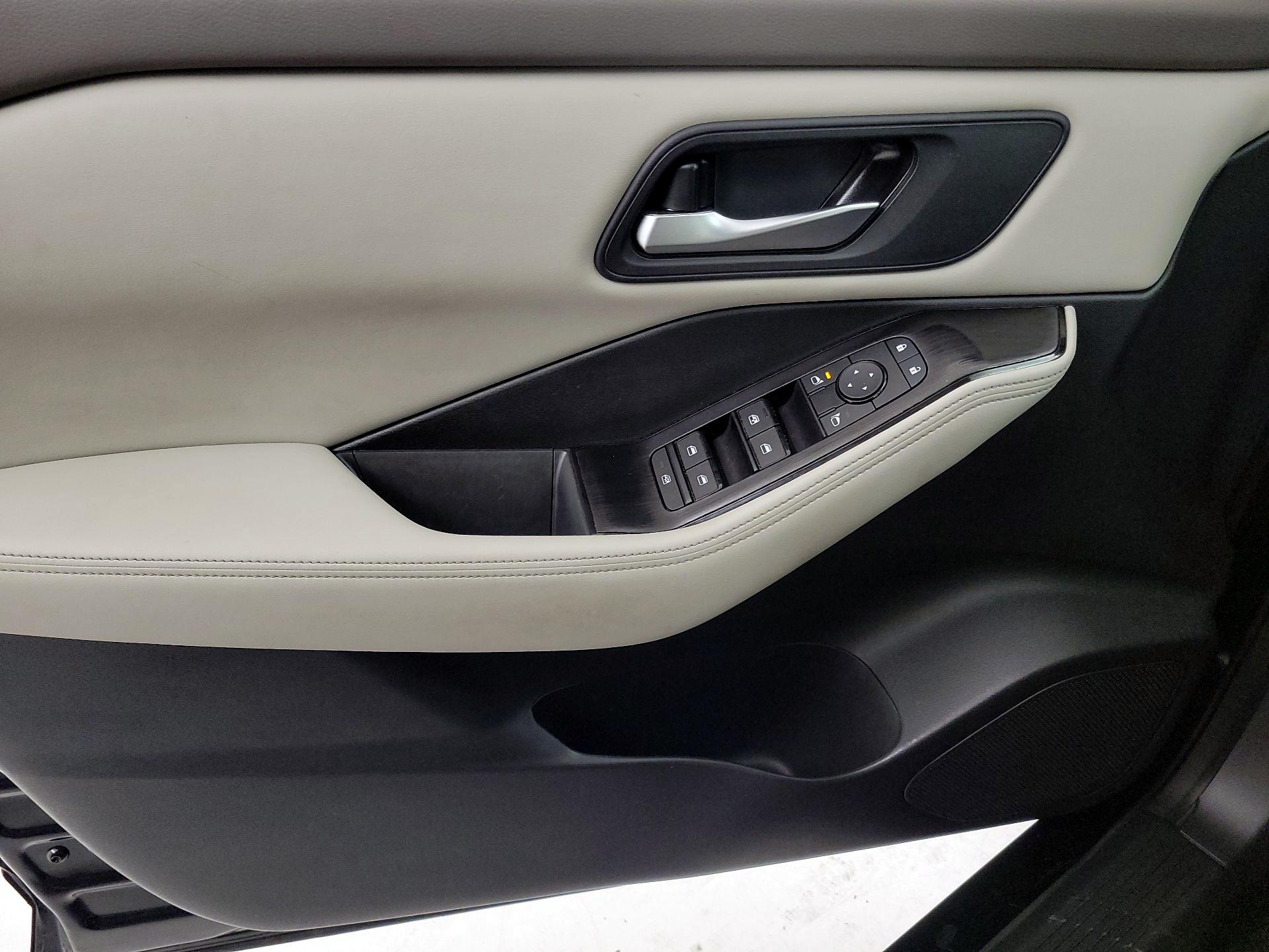 Thumbnail: 2024 Nissan Rogue - 12