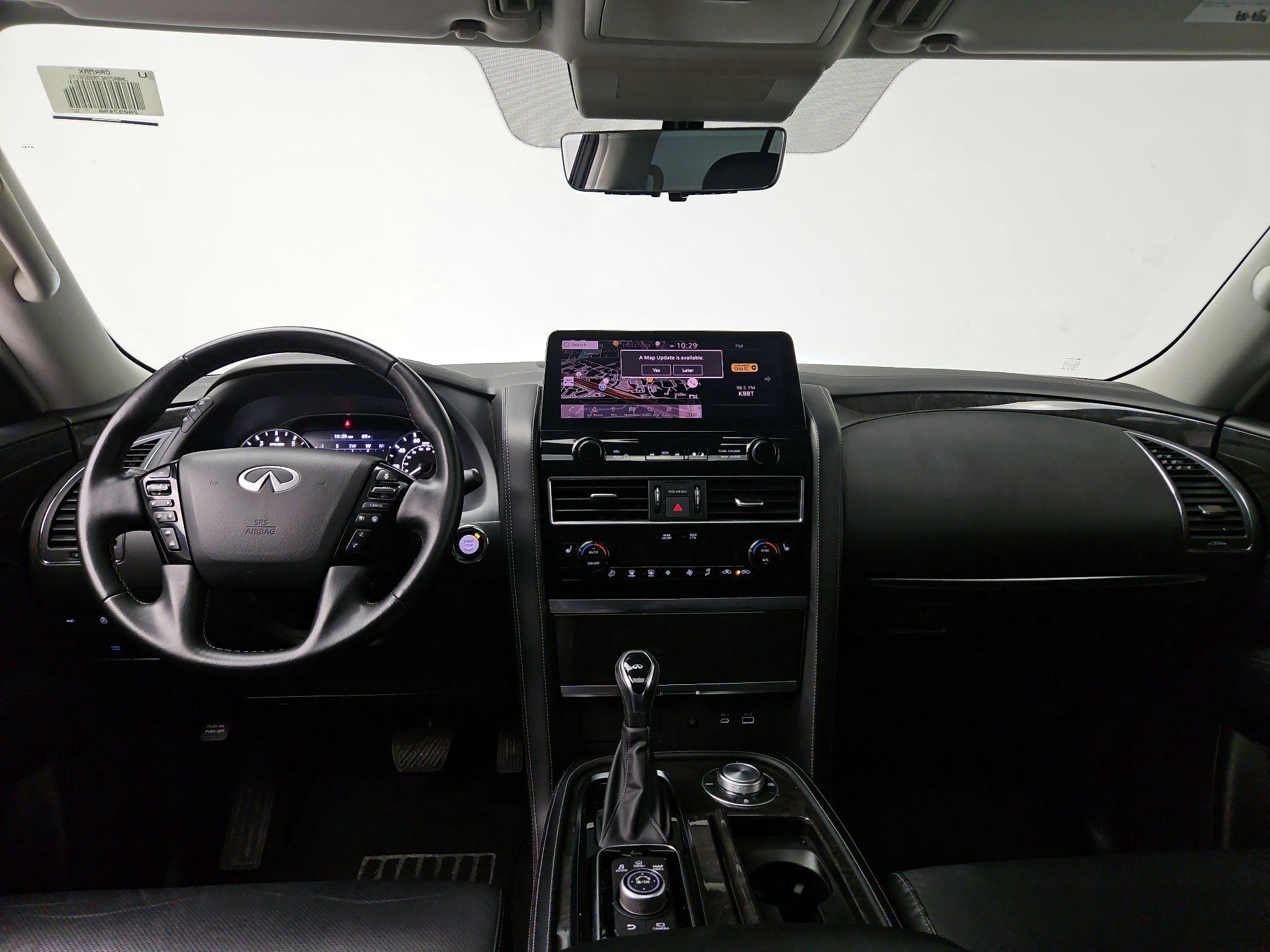 Thumbnail: 2024 INFINITI QX80 - 9