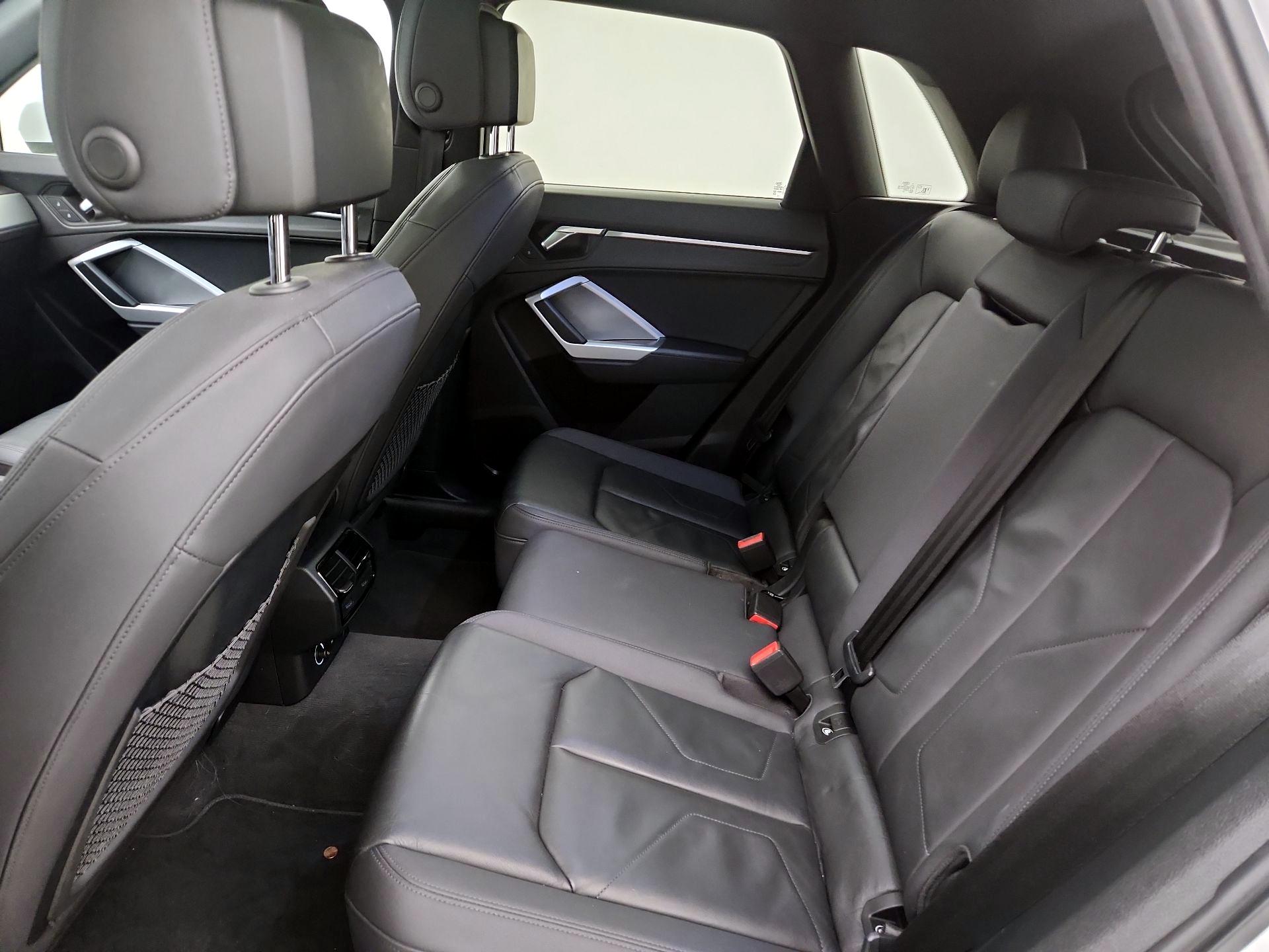 Thumbnail: 2020 Audi Q3 - 20