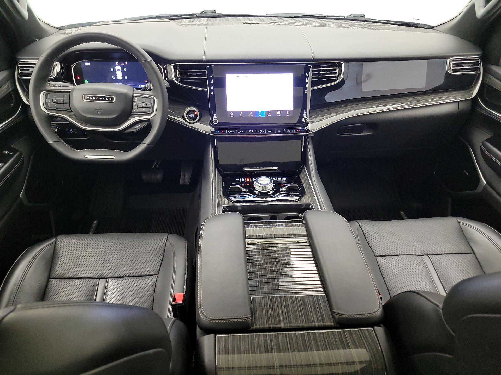 Thumbnail: 2022 Jeep Wagoneer - 9