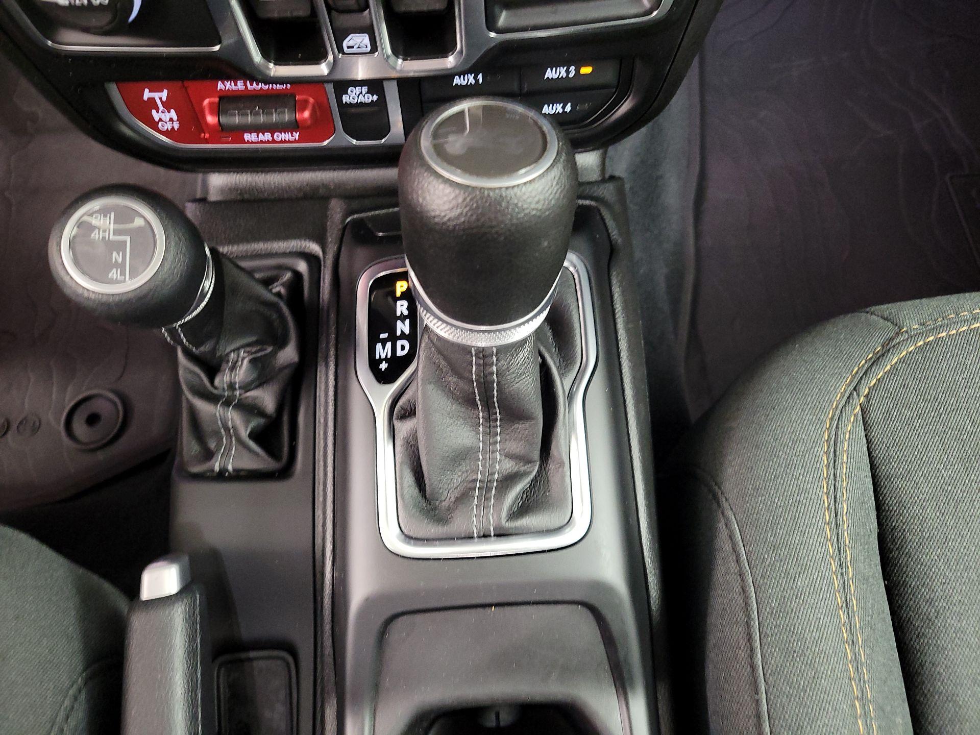 Thumbnail: 2024 Jeep Wrangler - 17