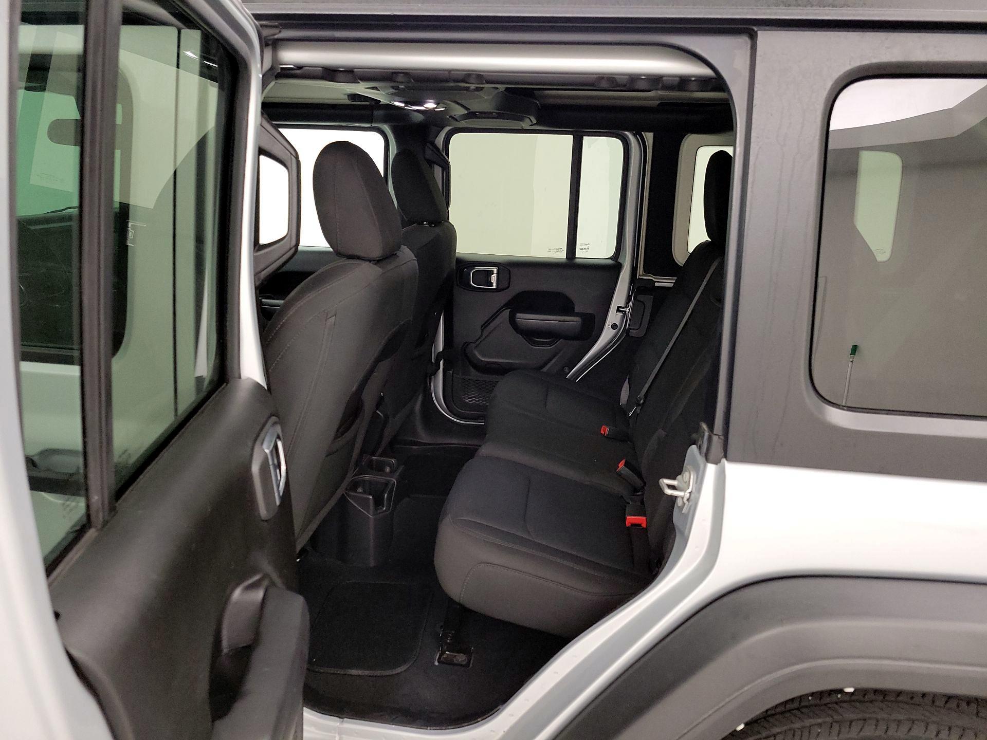 Thumbnail: 2022 Jeep Wrangler - 19