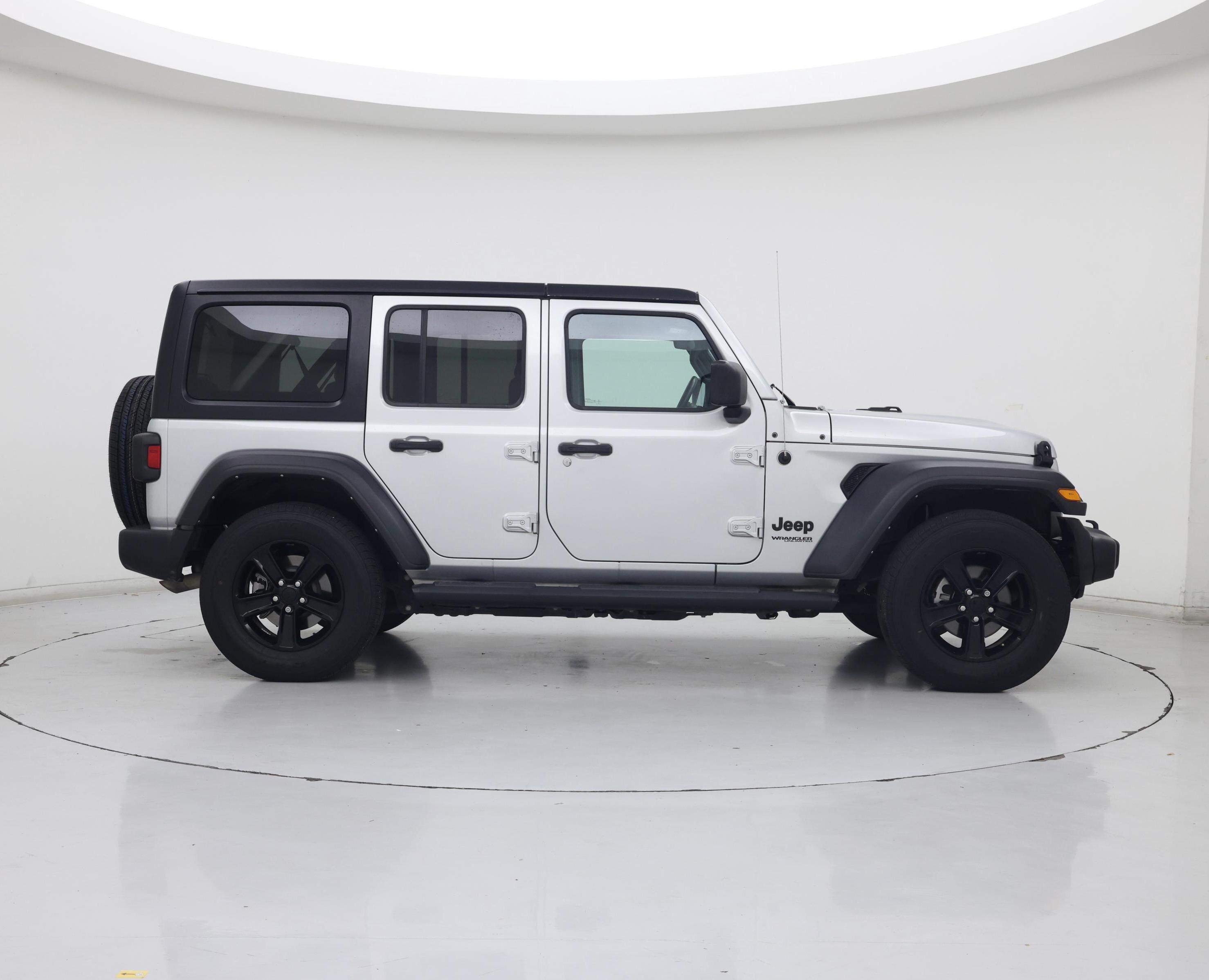 Thumbnail: 2022 Jeep Wrangler - 7