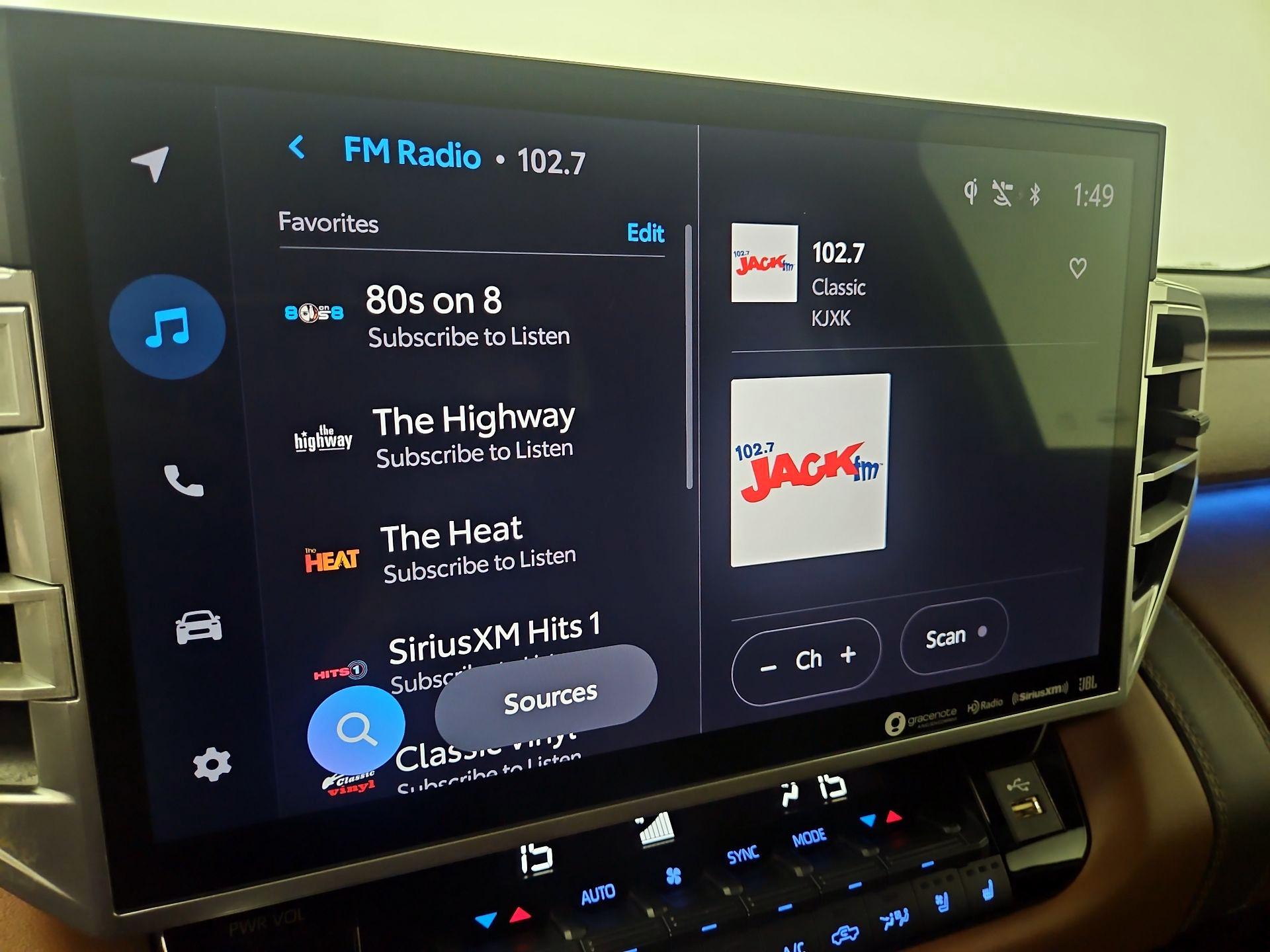 Thumbnail: 2023 Toyota Tundra - 15