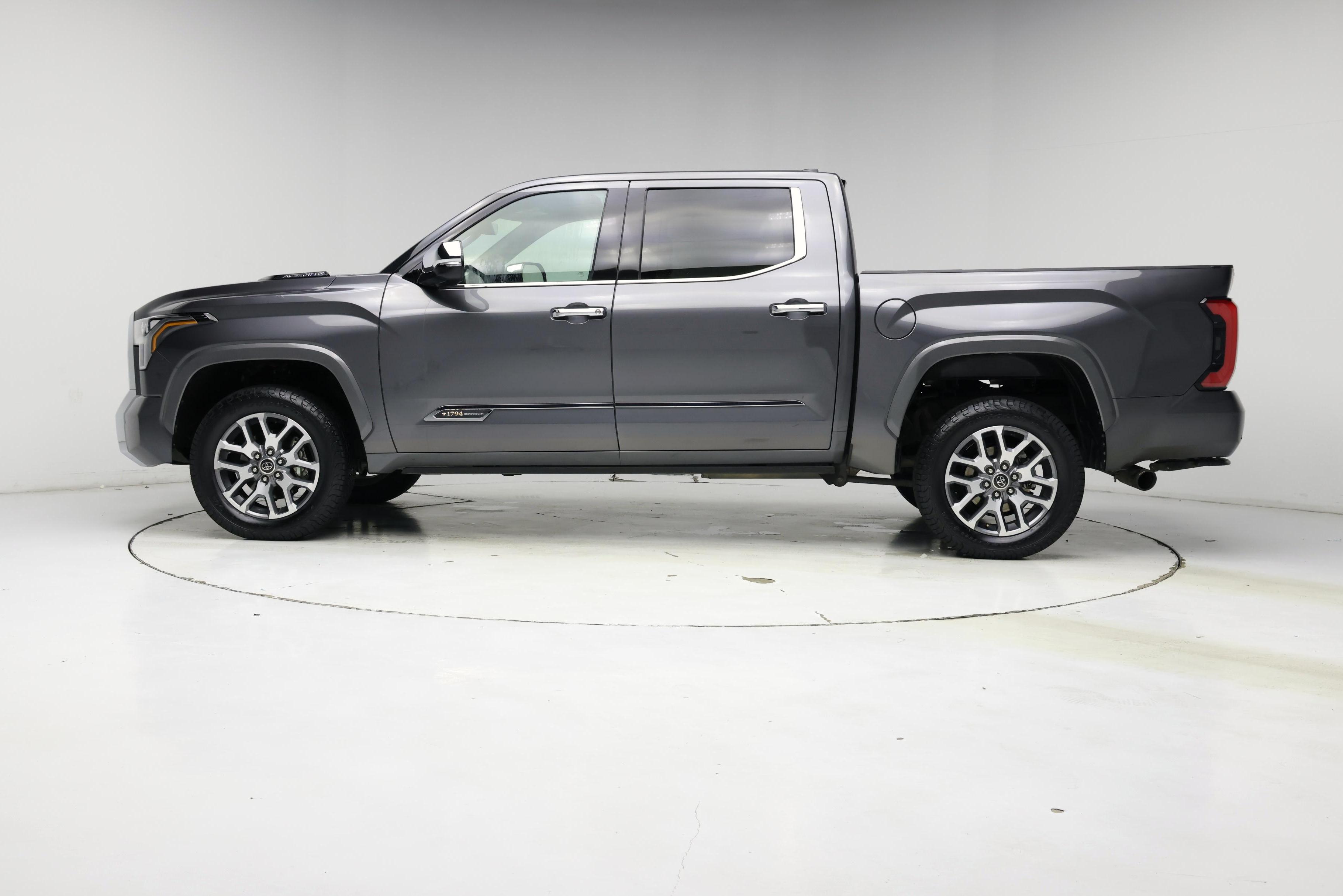 Thumbnail: 2023 Toyota Tundra - 3