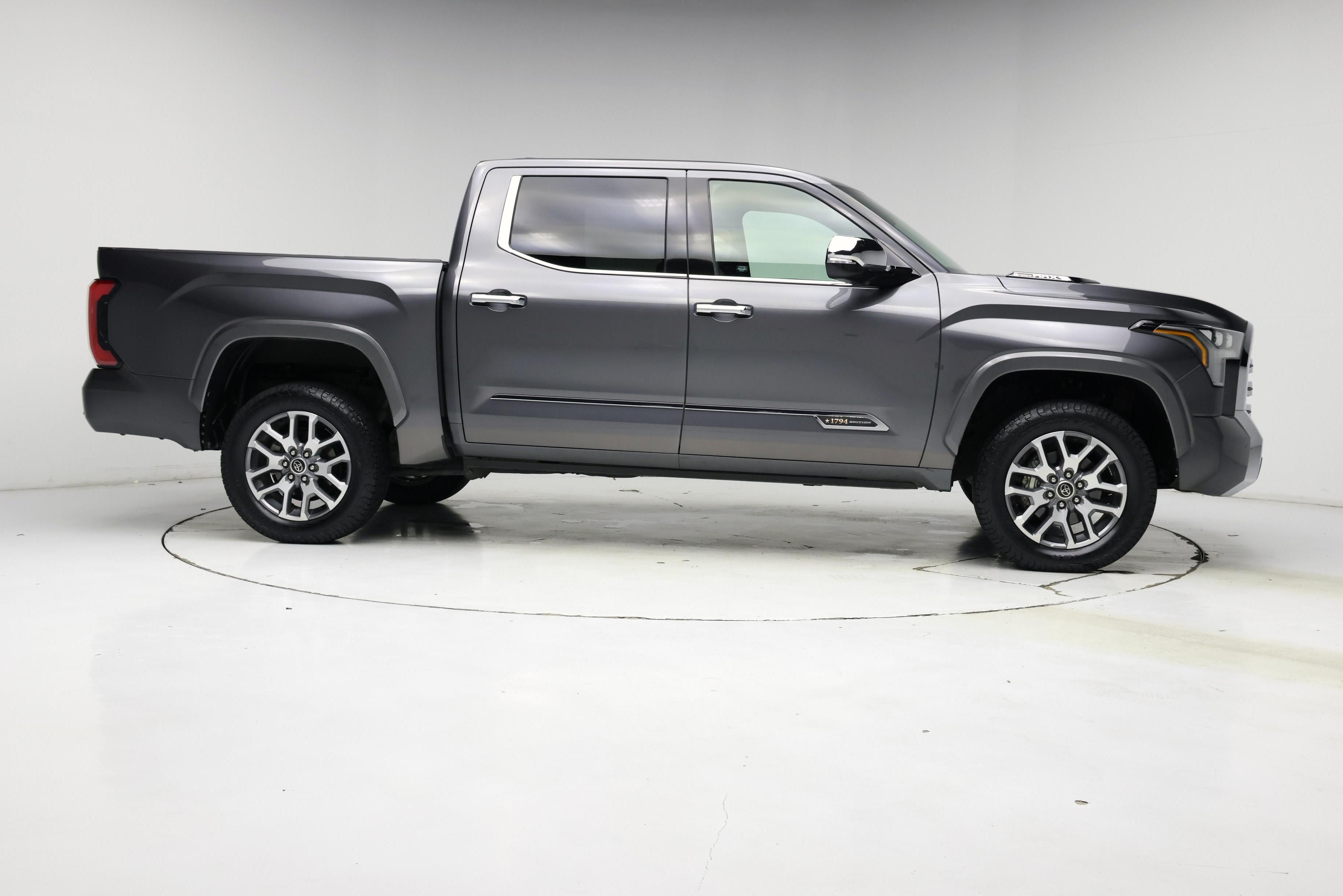 Thumbnail: 2023 Toyota Tundra - 7