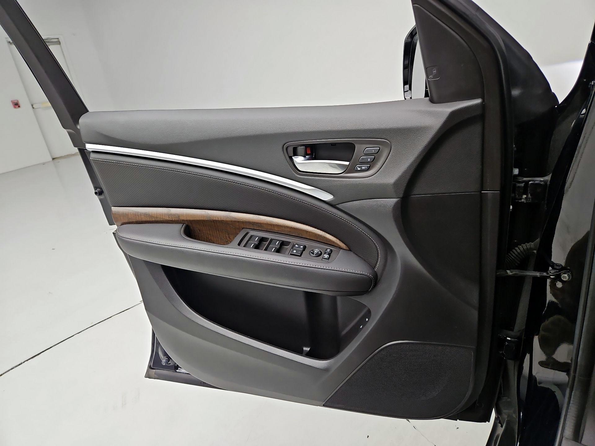 Thumbnail: 2019 Acura MDX - 12