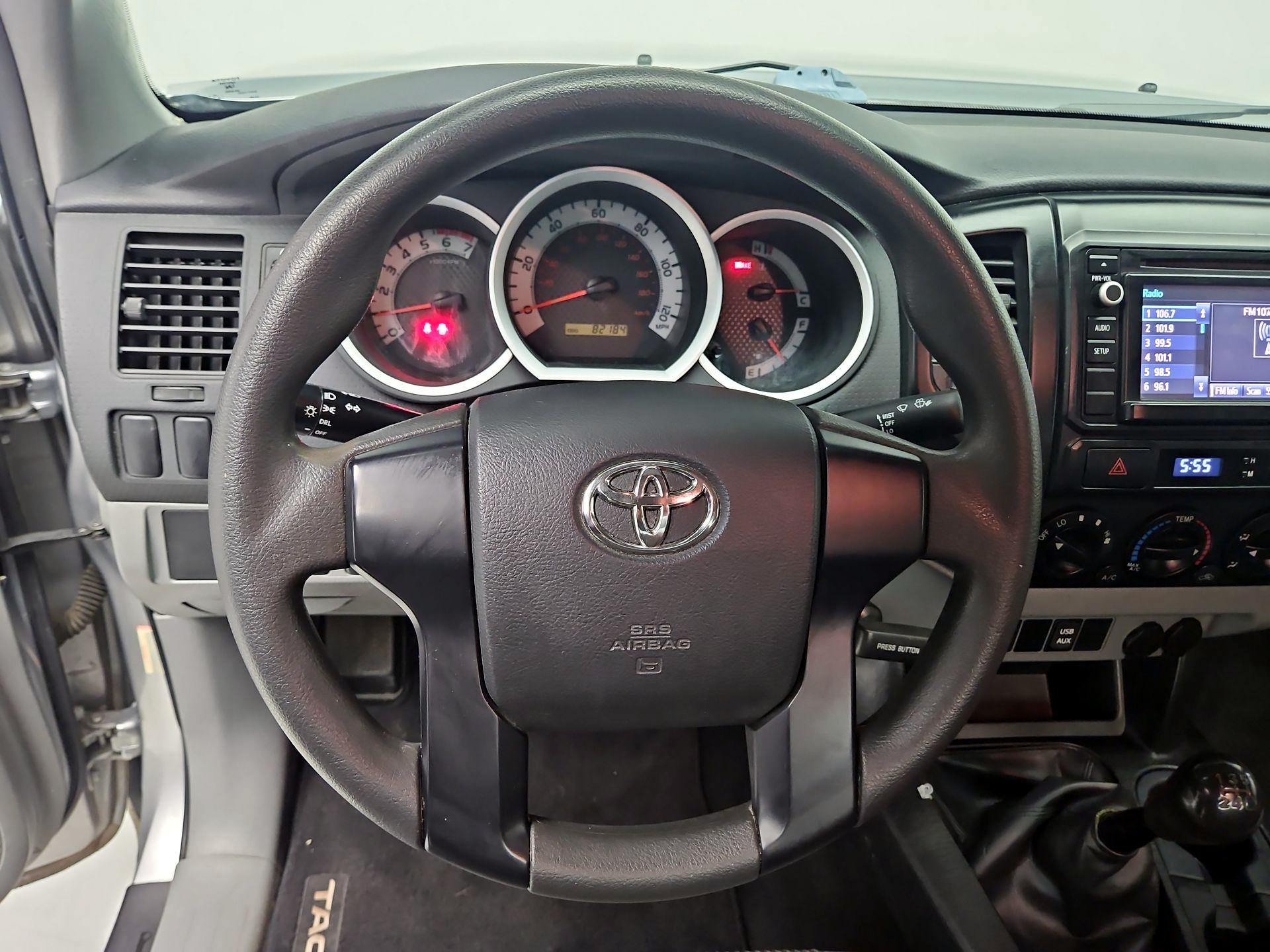 Thumbnail: 2014 Toyota Tacoma - 10