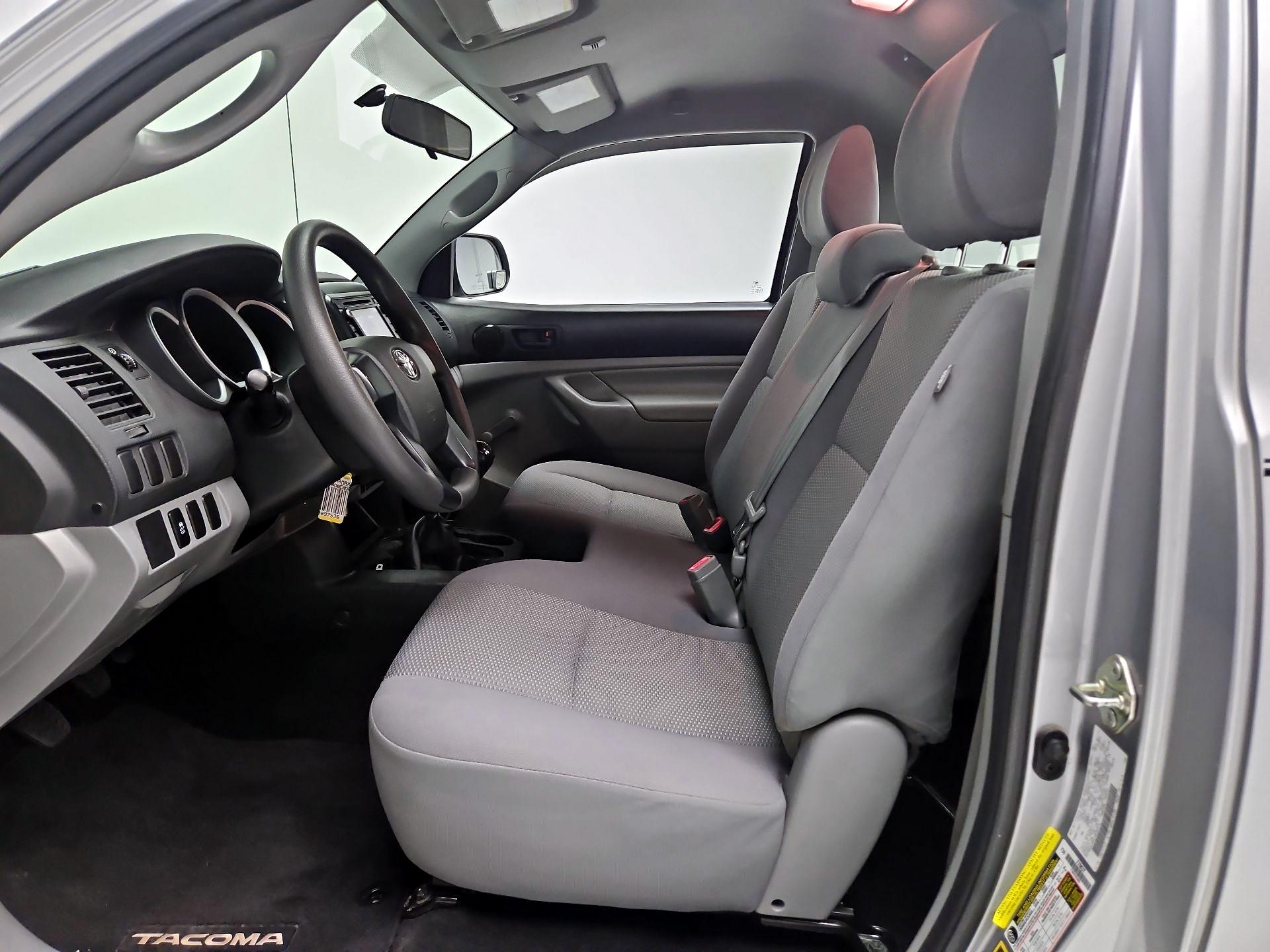 Thumbnail: 2014 Toyota Tacoma - 11