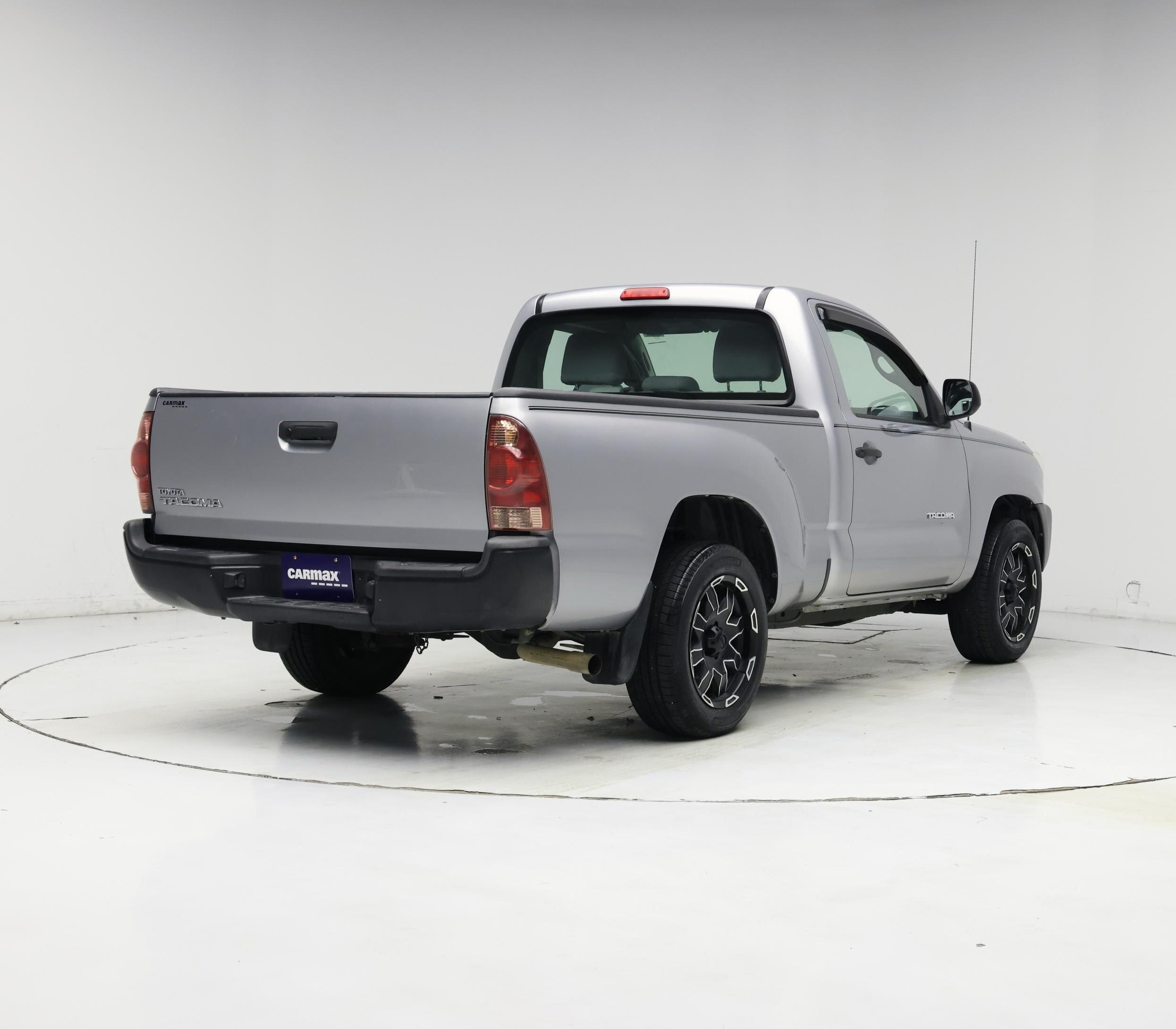 Thumbnail: 2014 Toyota Tacoma - 8