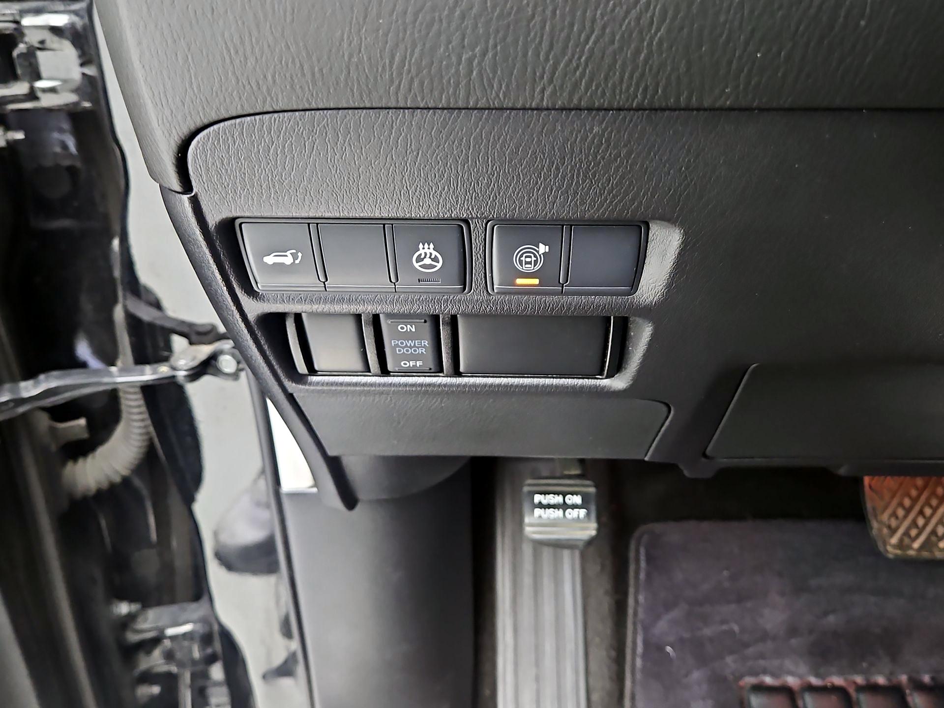 Thumbnail: 2021 Nissan Armada - 13