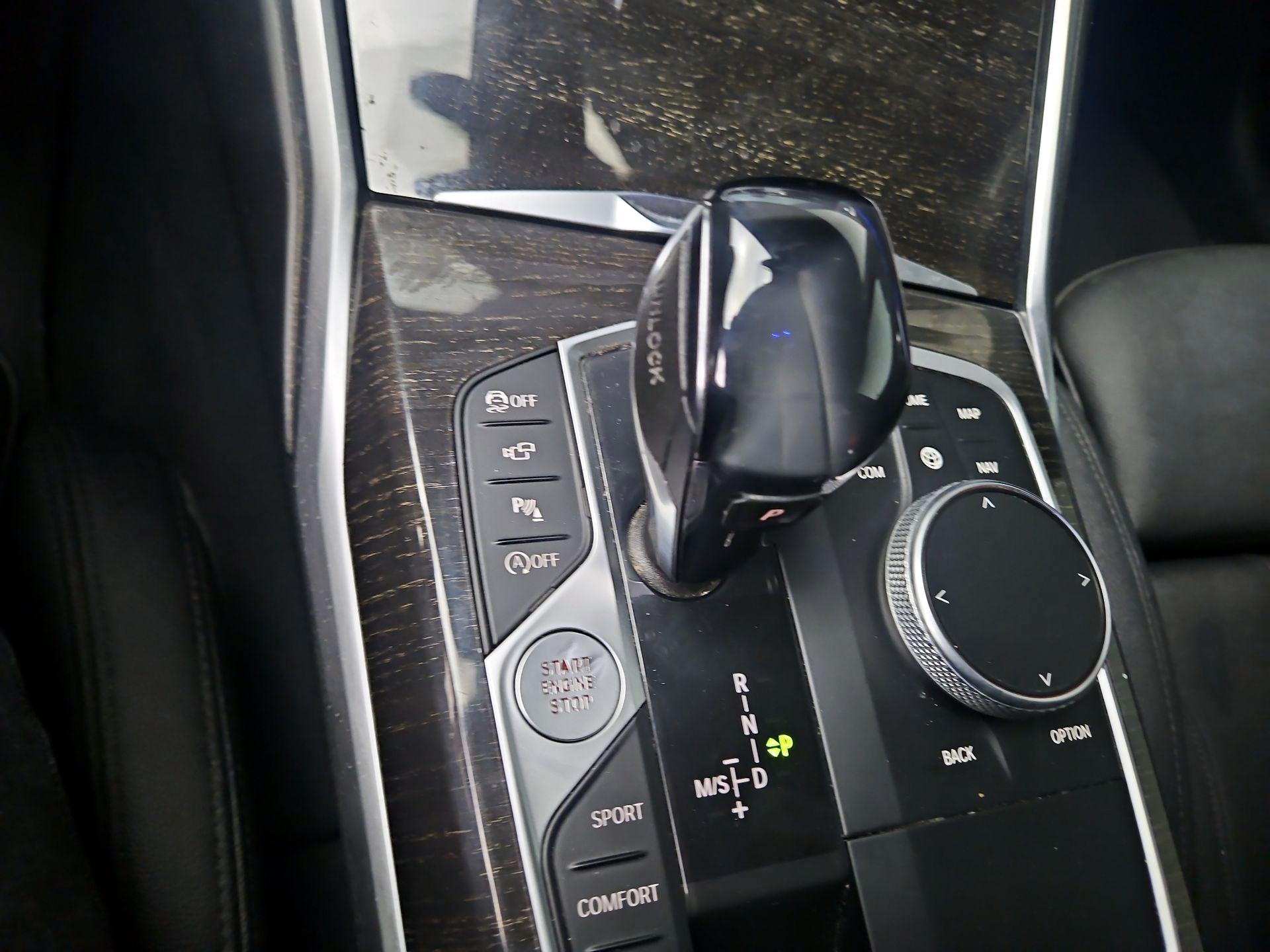 Thumbnail: 2021 BMW 3 Series - 18