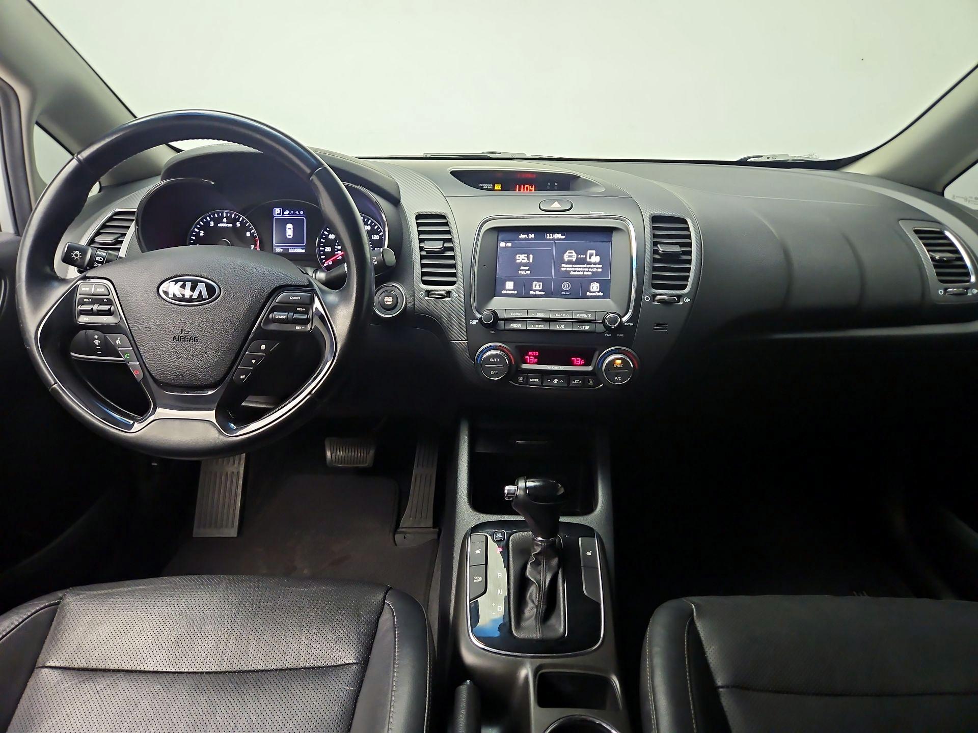 Thumbnail: 2017 Kia Forte - 9